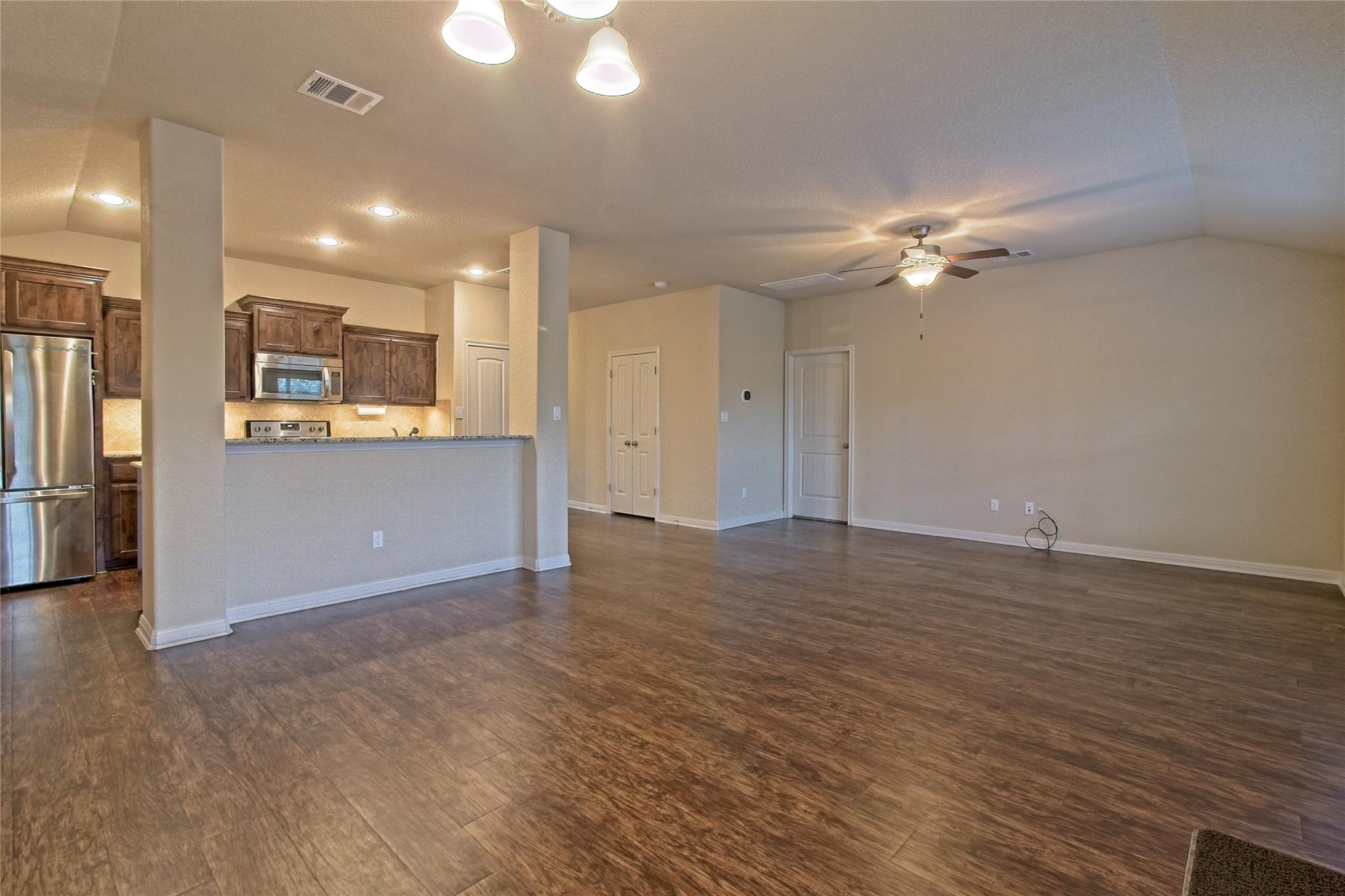 713 Hedgewood Dr, Georgetown, TX 78628