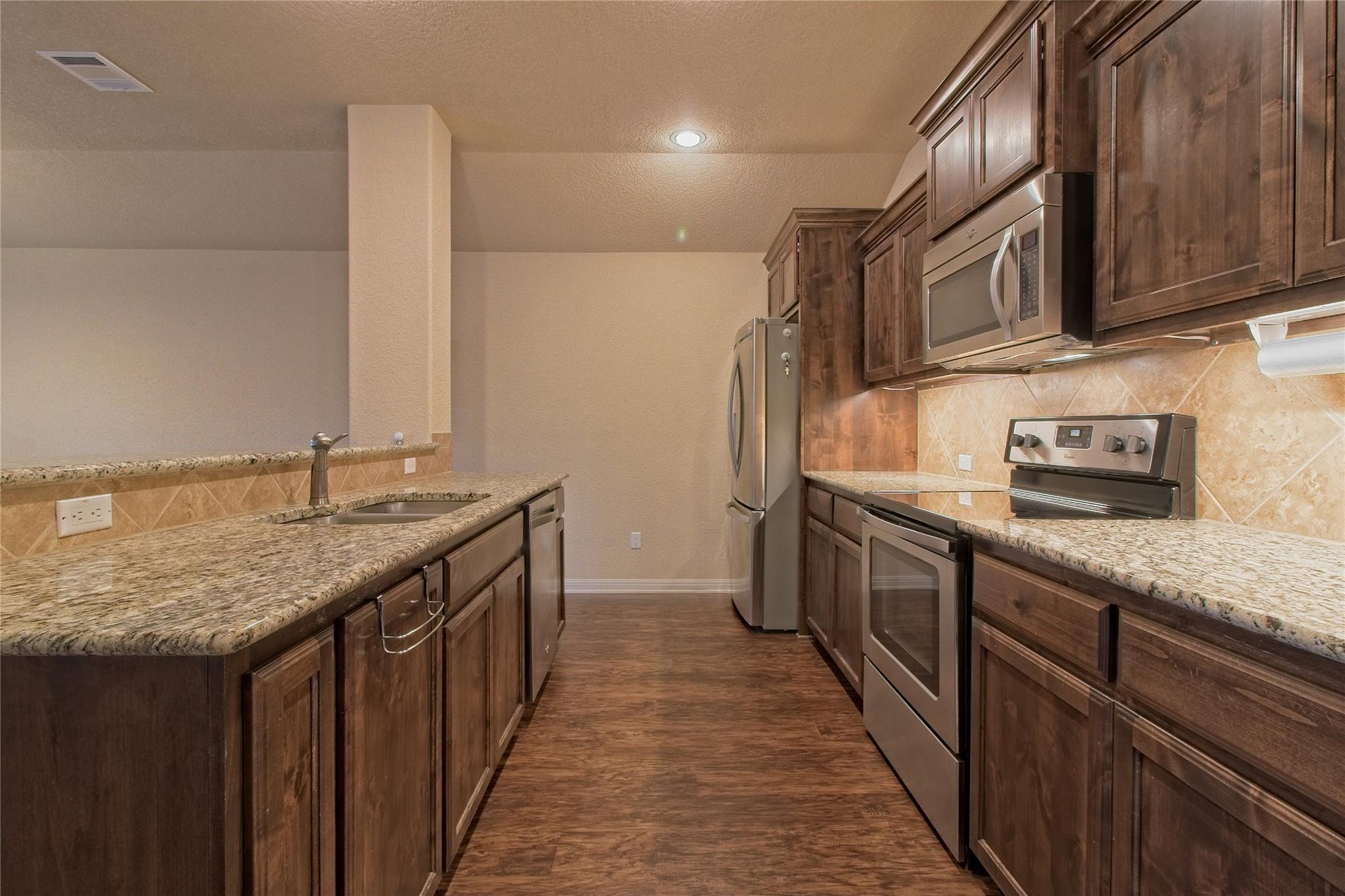 713 Hedgewood Dr, Georgetown, TX 78628