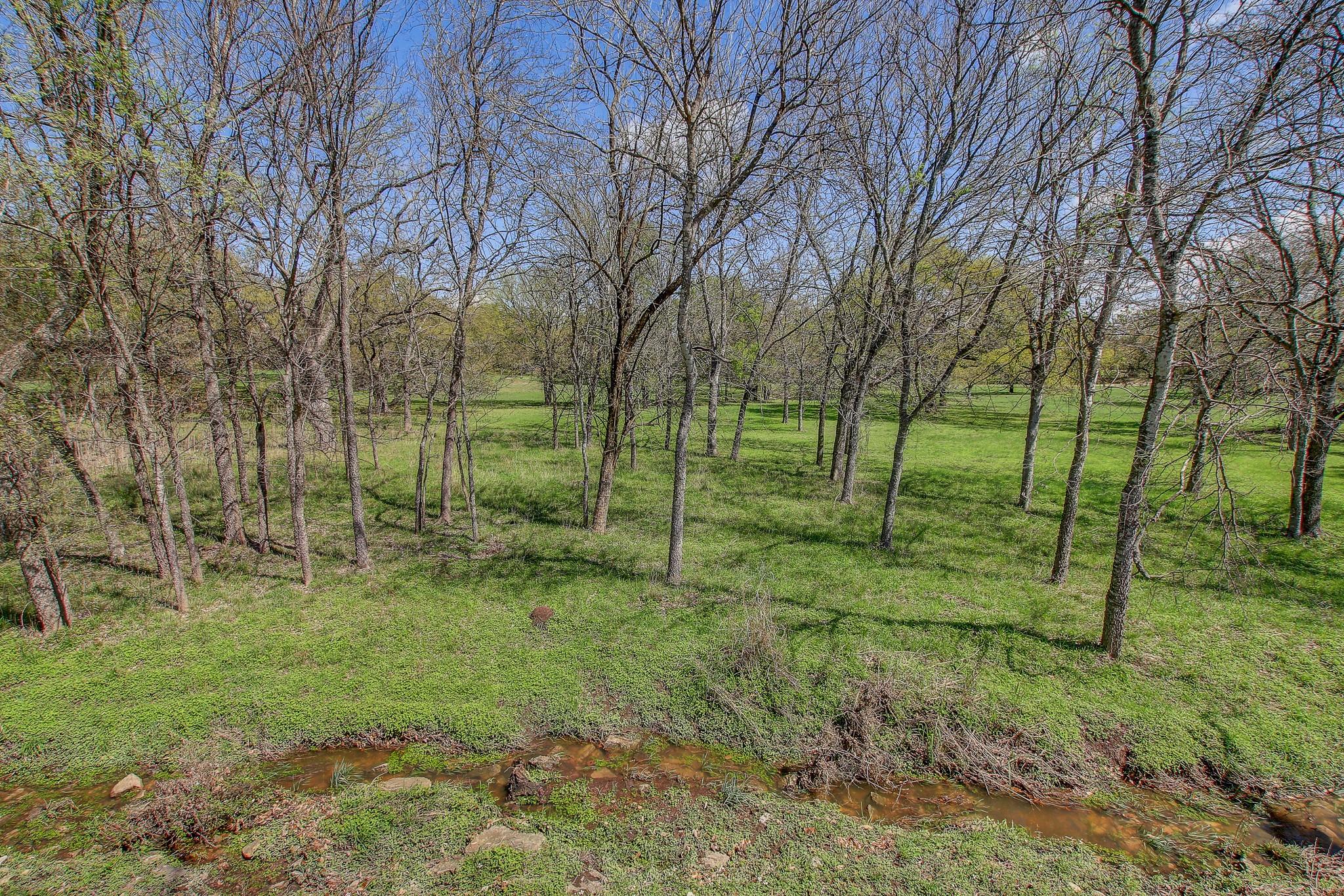 200 Carriage House Rd, Salado, TX 76571