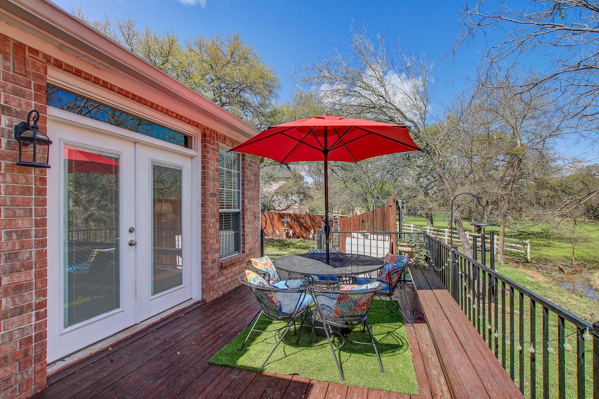 200 Carriage House Rd, Salado, TX 76571