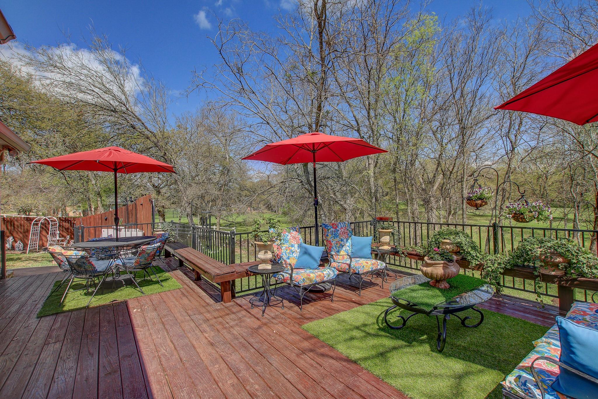 200 Carriage House Rd, Salado, TX 76571