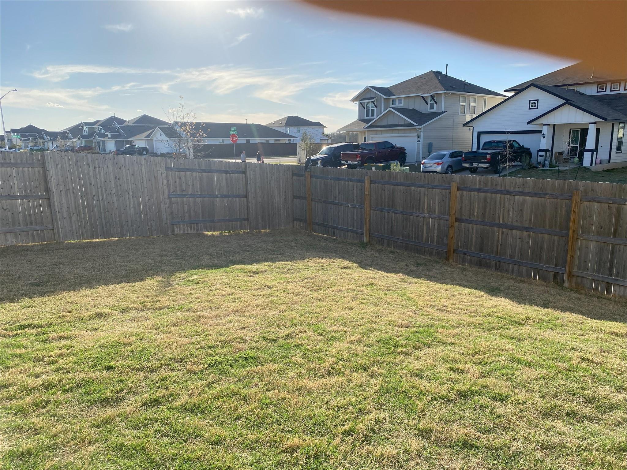 211 Living Reef Dr, Maxwell, TX 78656