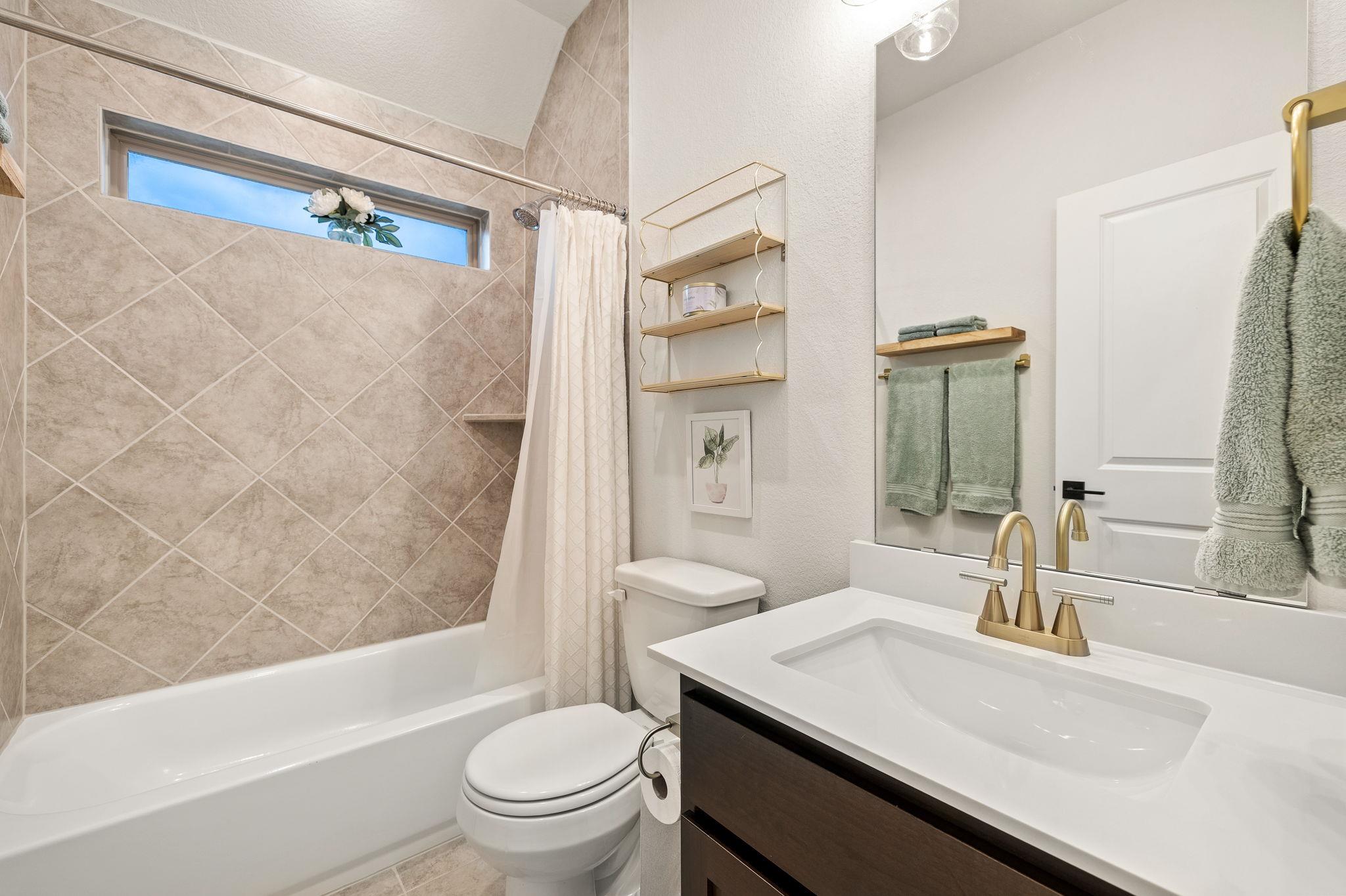 22313 Hidden Sage Cir, Lago Vista, TX 78645