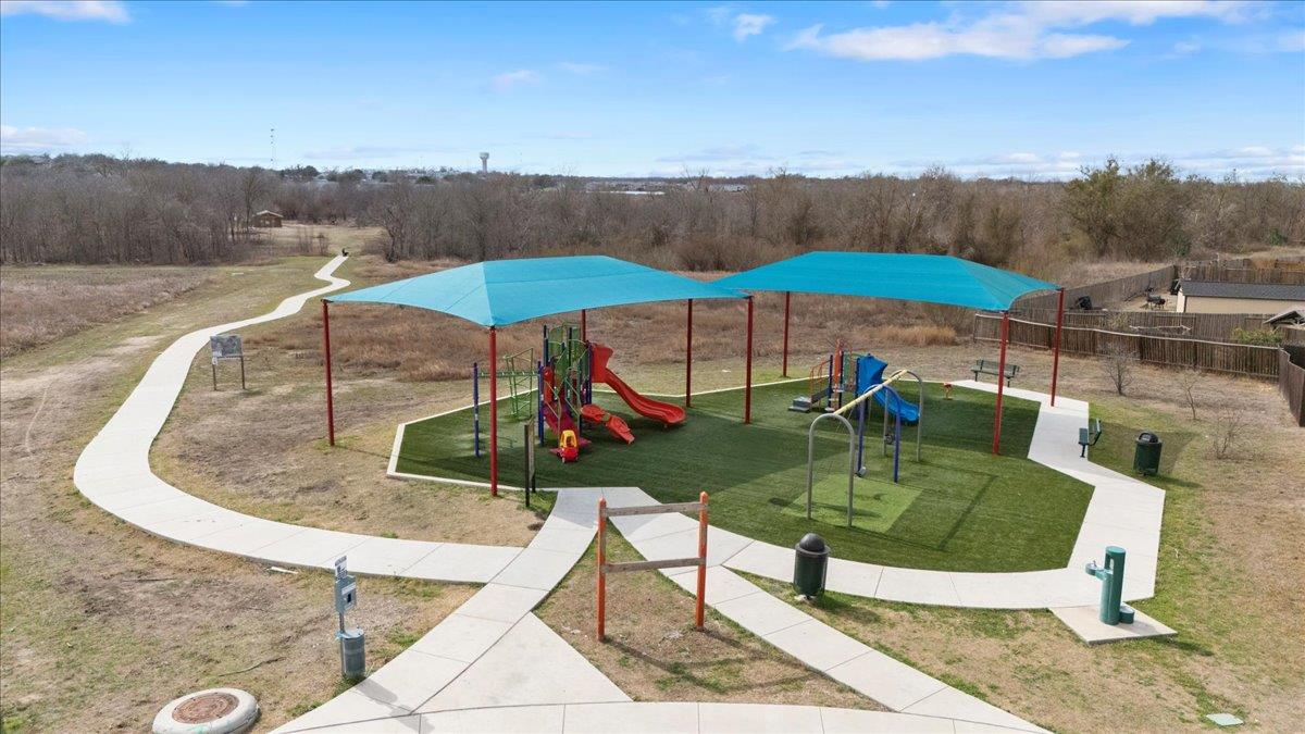 1672 Treeta Trl, Kyle, TX 78640