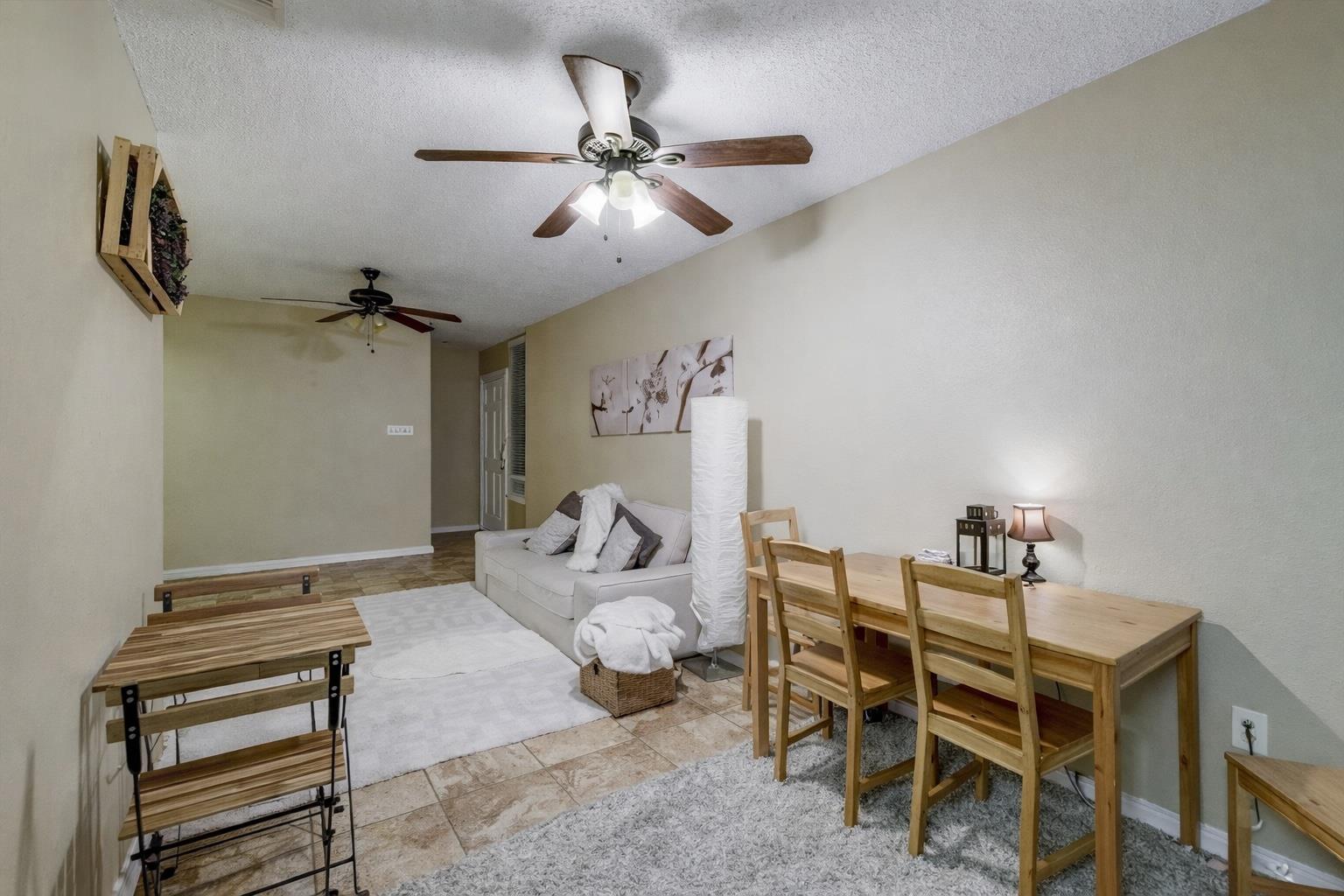 2409 Leon St # 102, Austin, TX 78705