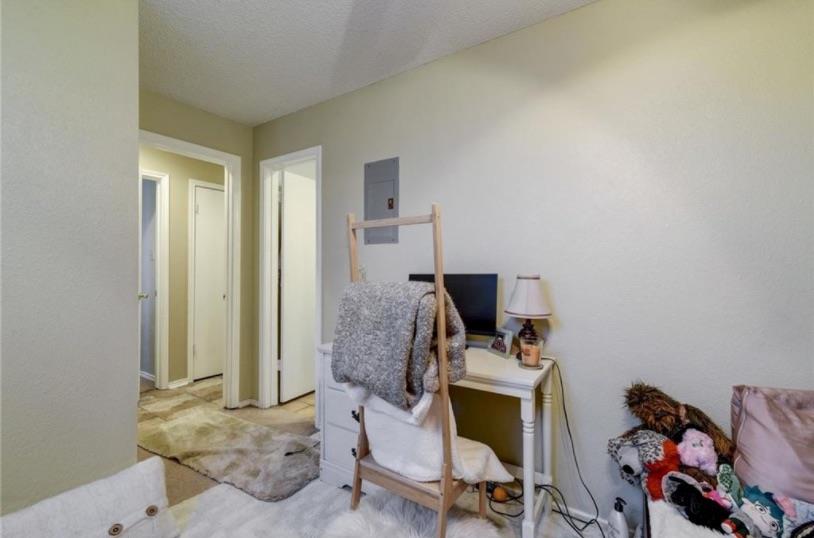 2409 Leon St # 102, Austin, TX 78705