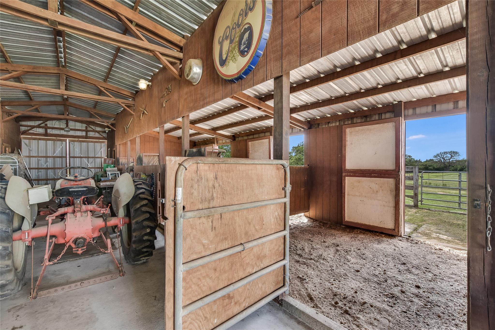 2187 Highway 290 E, McDade, TX 78650