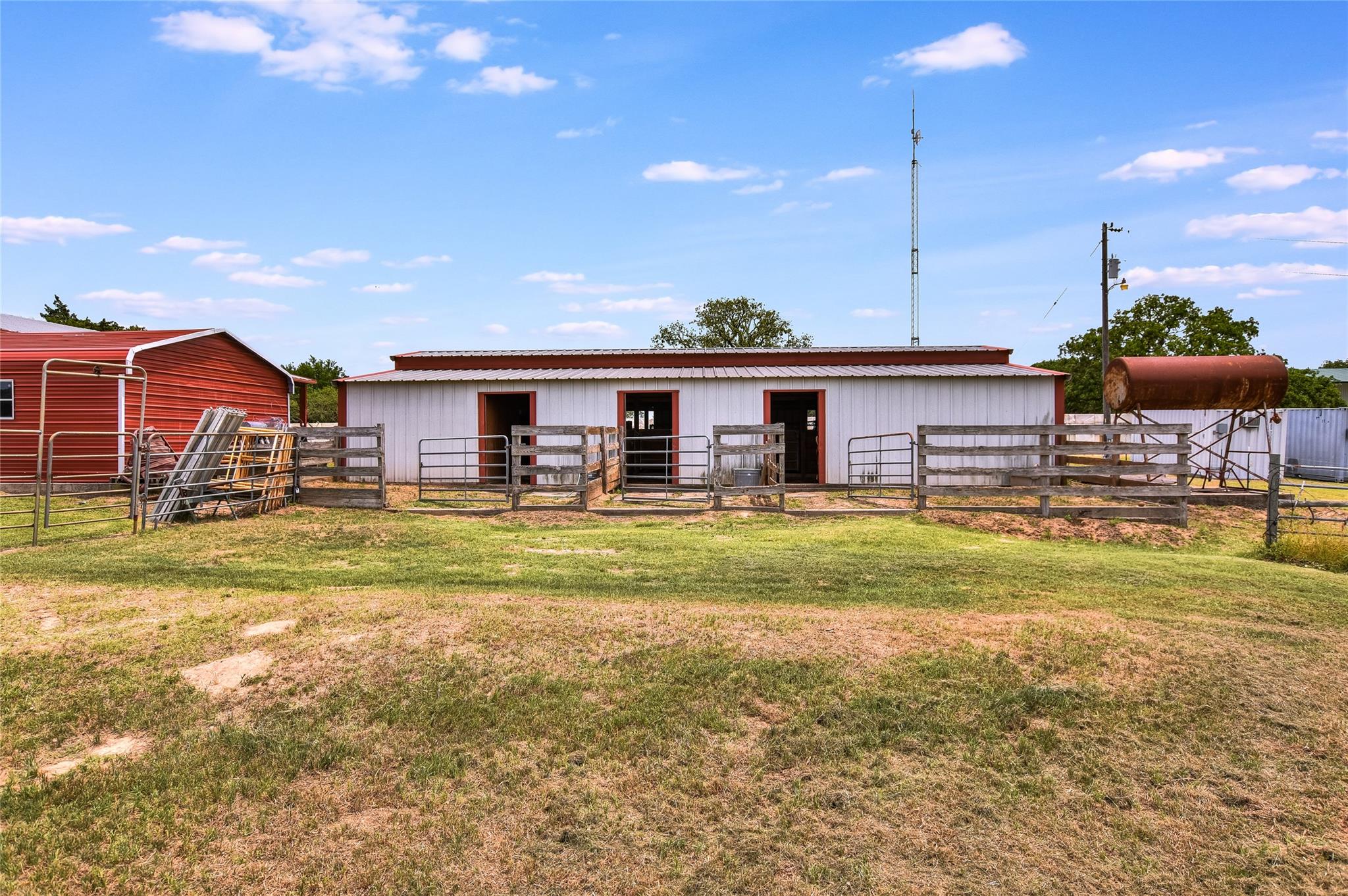 2187 Highway 290 E, McDade, TX 78650