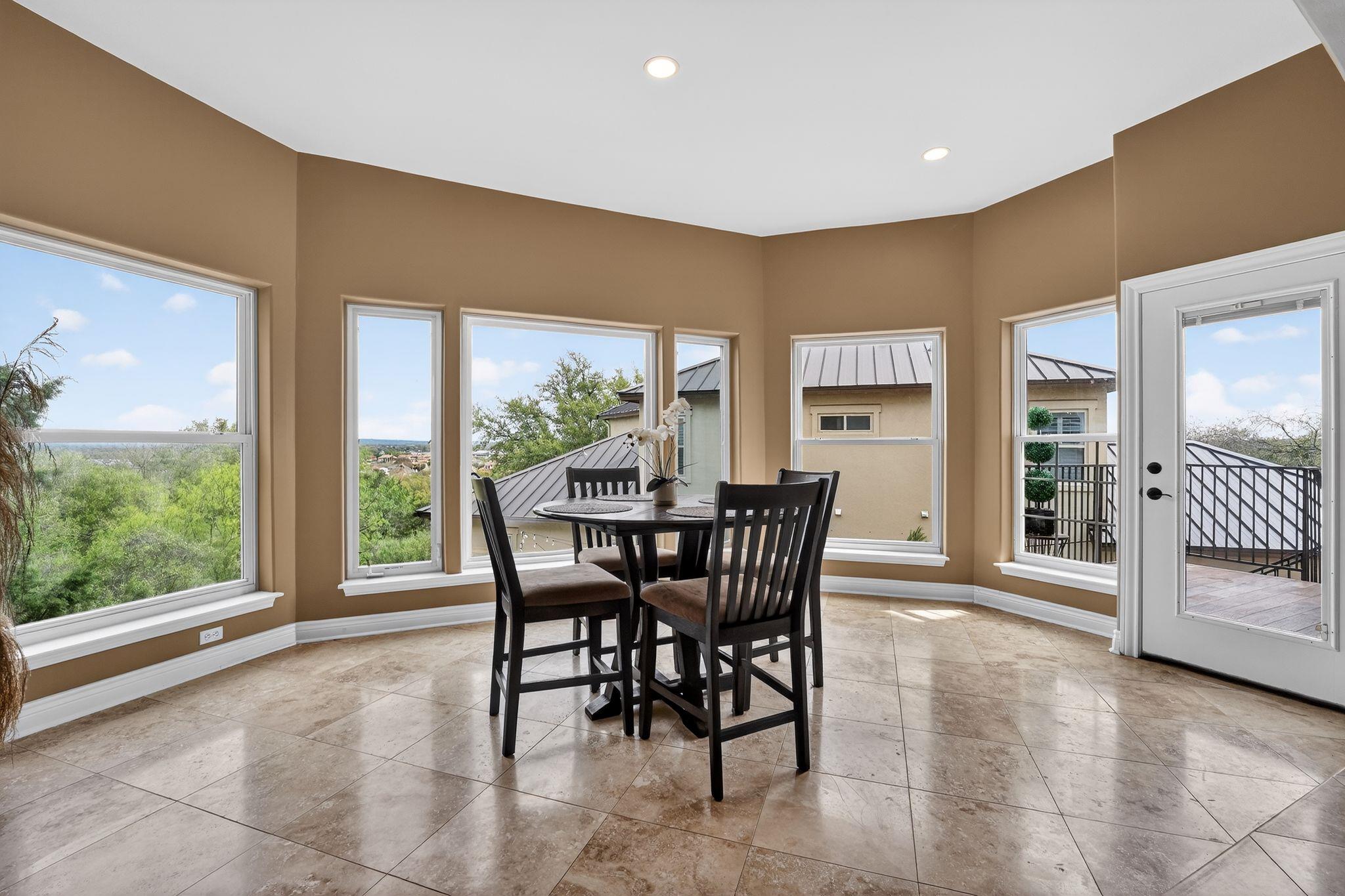 112 Big Sky Dr, Horseshoe Bay, TX 78657