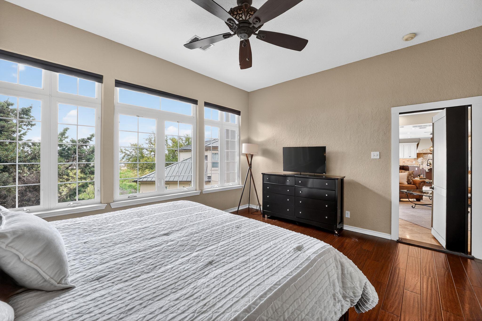 112 Big Sky Dr, Horseshoe Bay, TX 78657