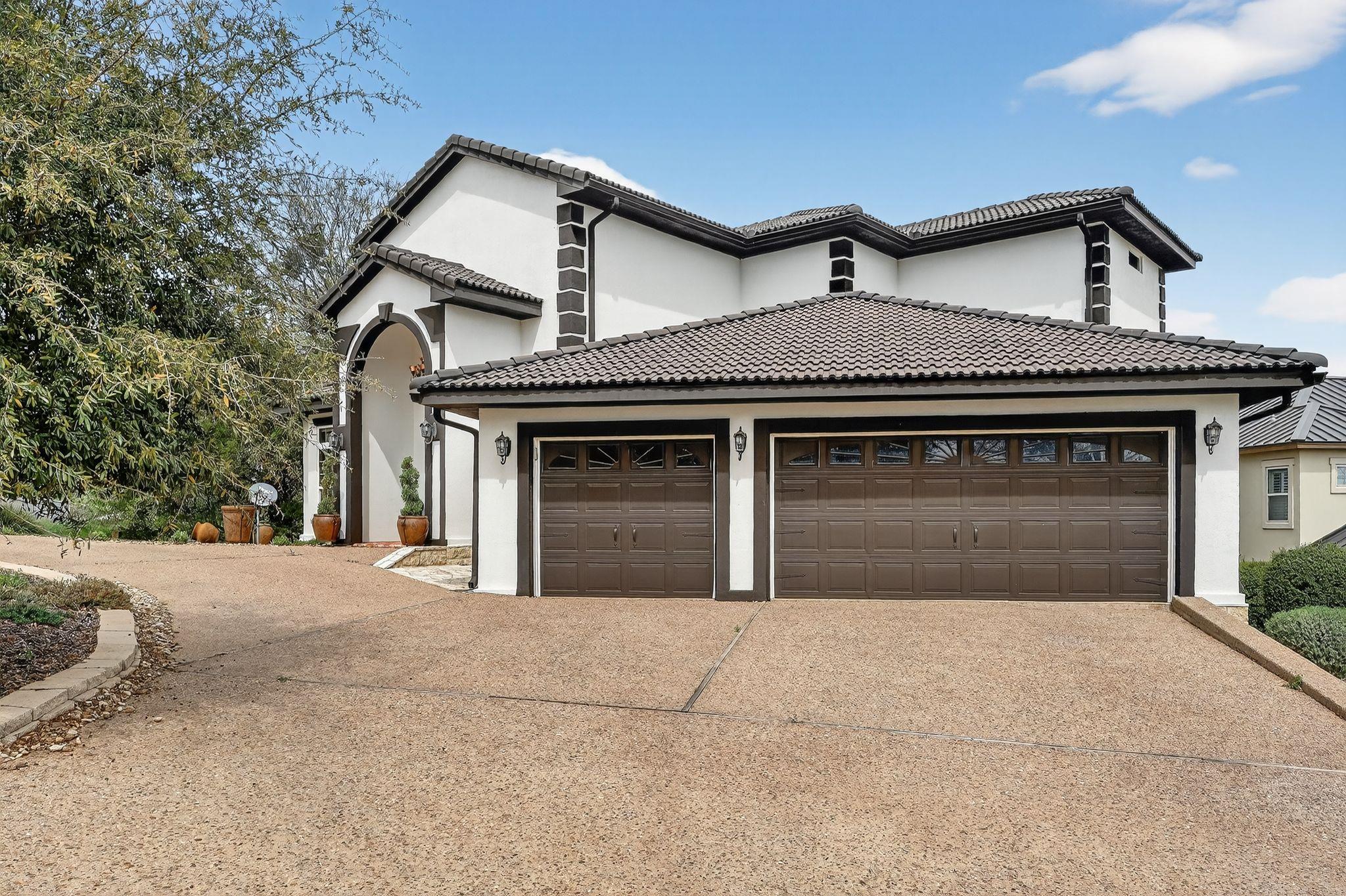 112 Big Sky Dr, Horseshoe Bay, TX 78657