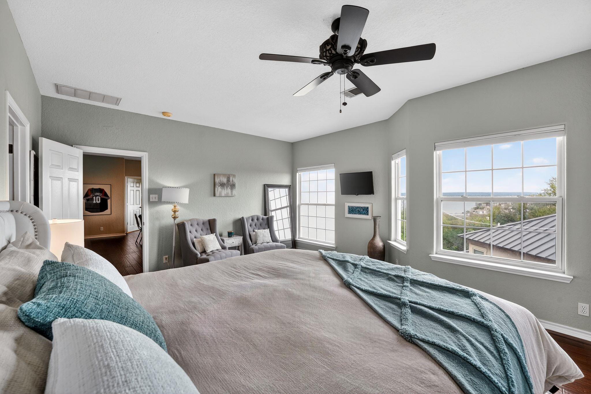 112 Big Sky Dr, Horseshoe Bay, TX 78657