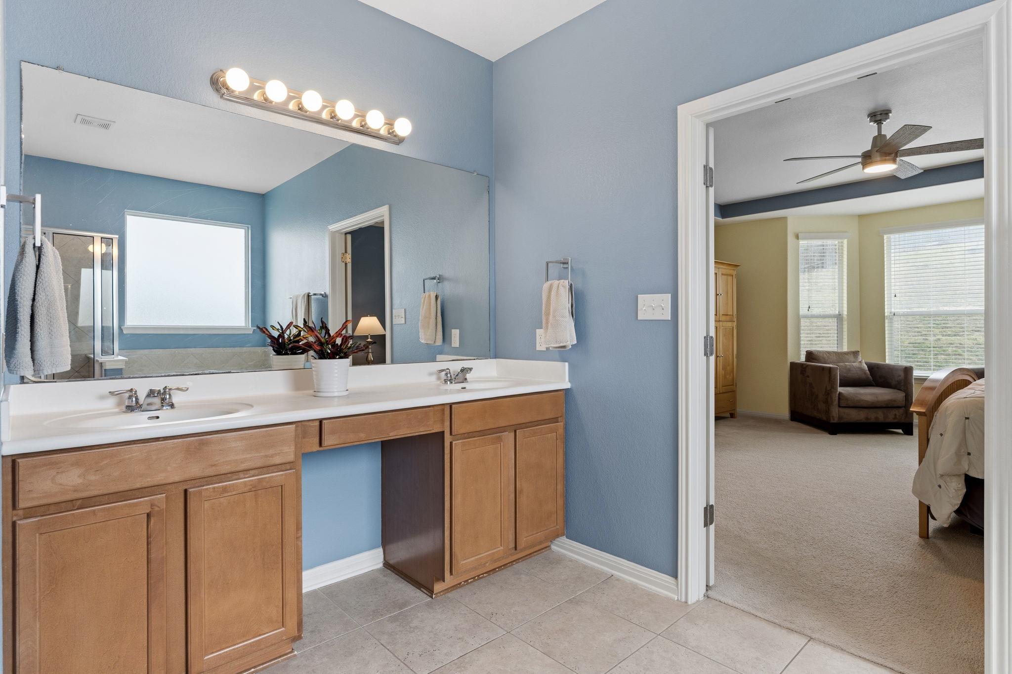 7817 Oteka Cv, Austin, TX 78735