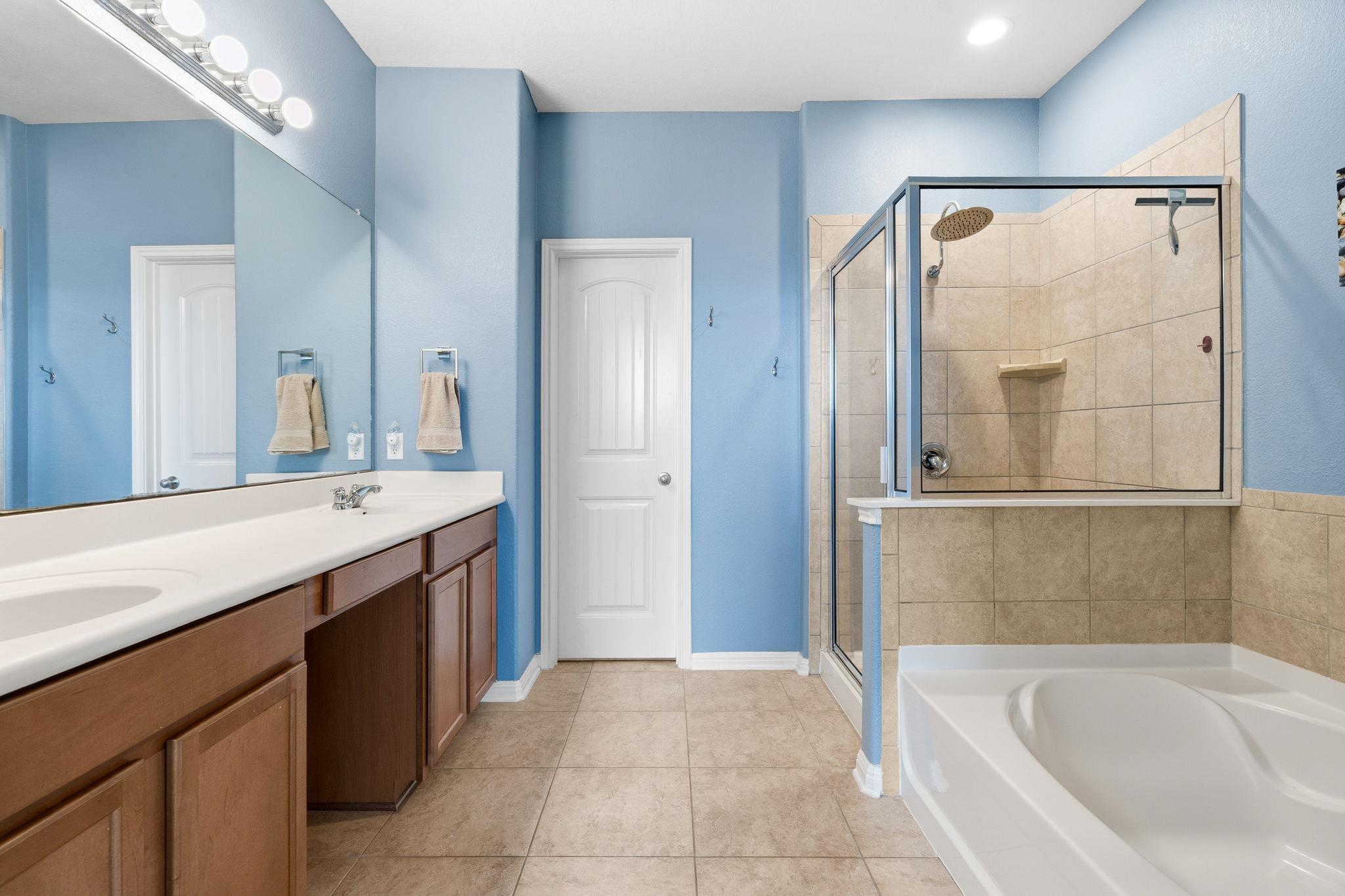 7817 Oteka Cv, Austin, TX 78735