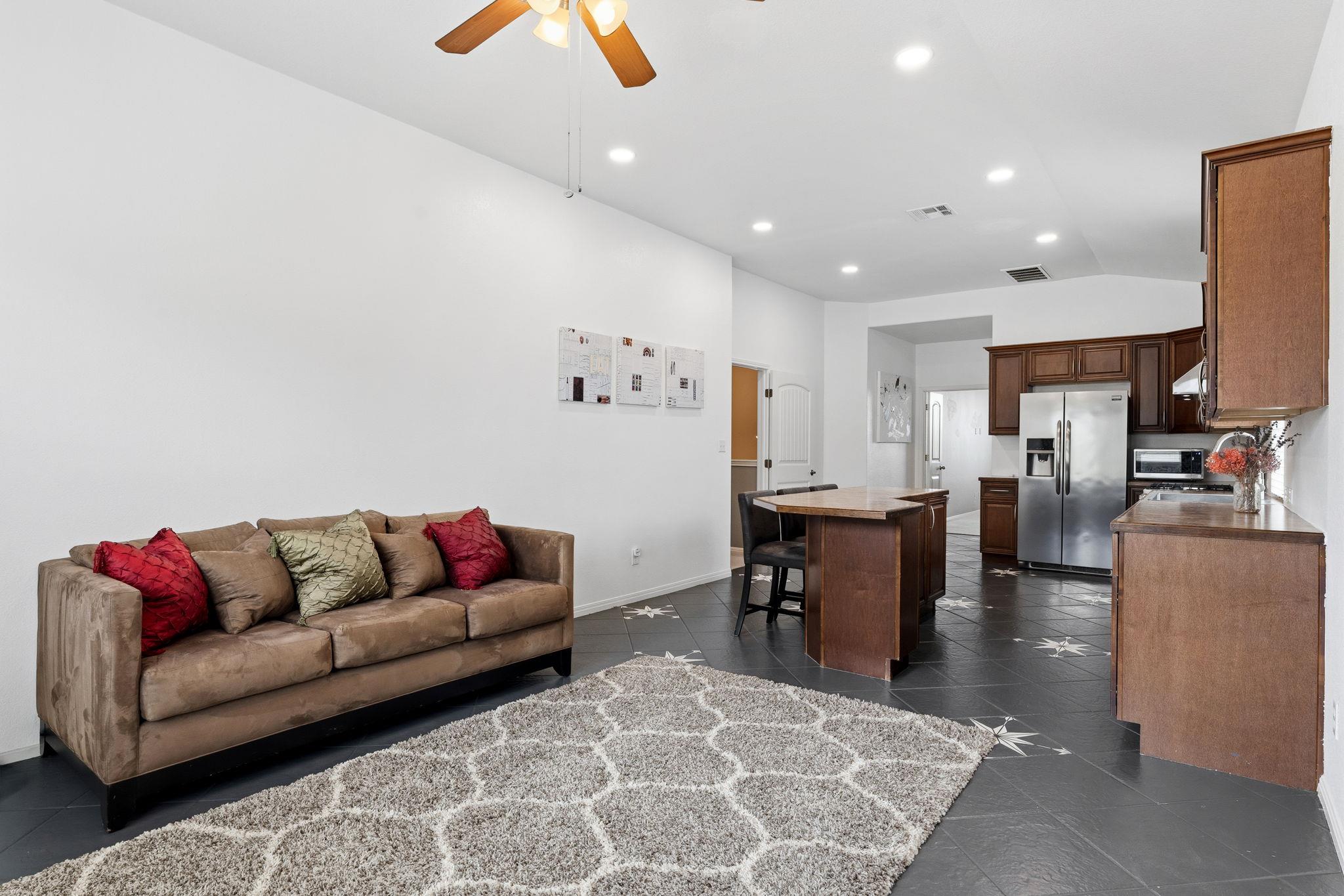 7817 Oteka Cv, Austin, TX 78735