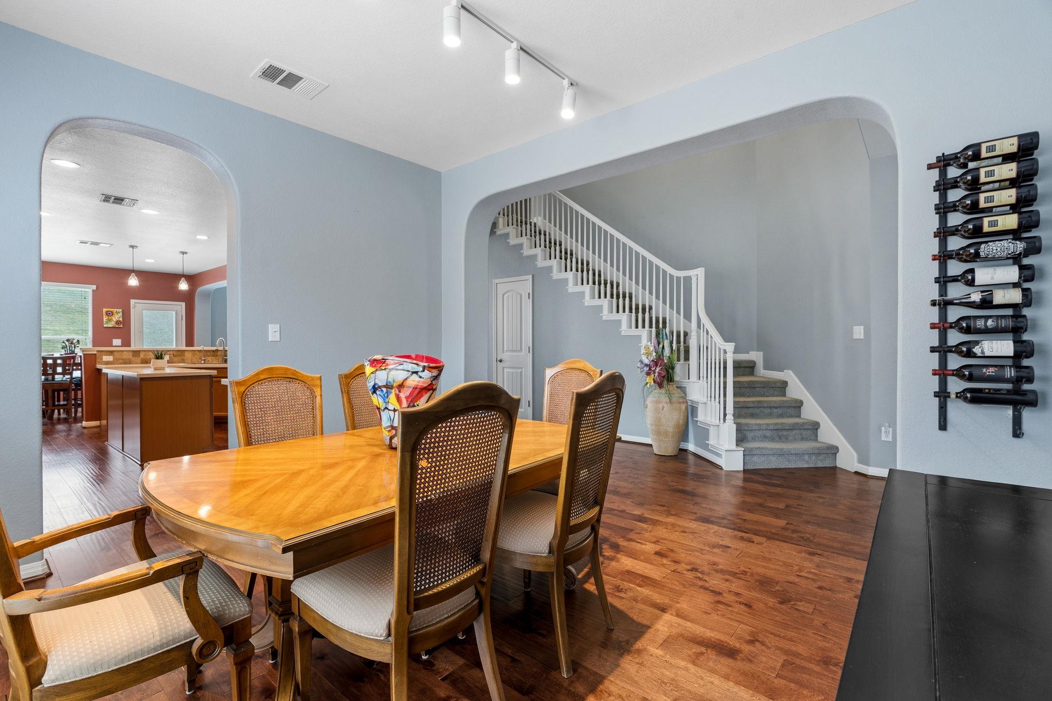 7817 Oteka Cv, Austin, TX 78735