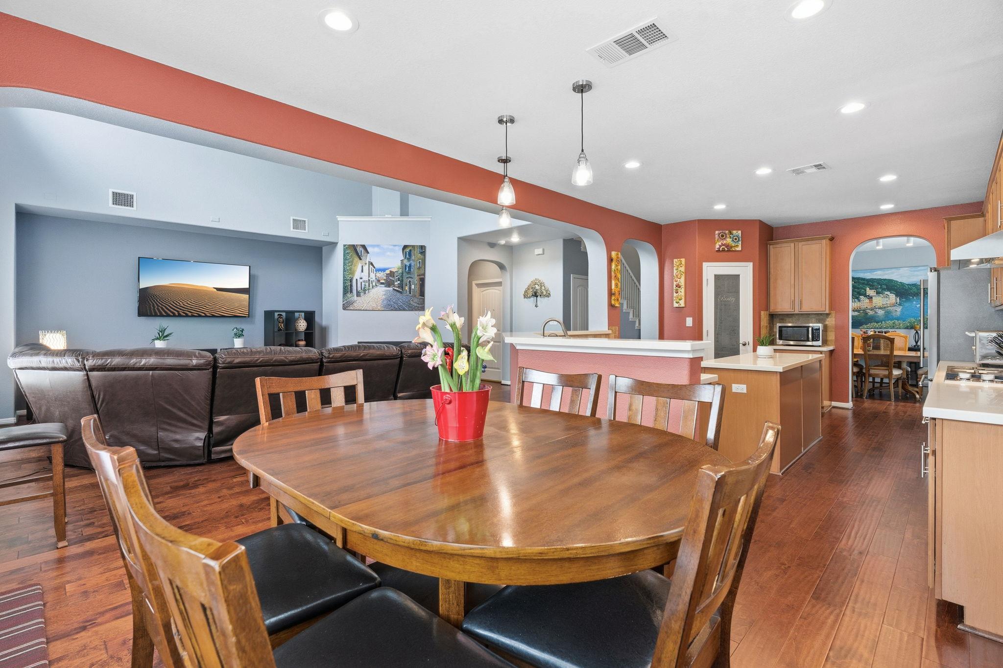 7817 Oteka Cv, Austin, TX 78735