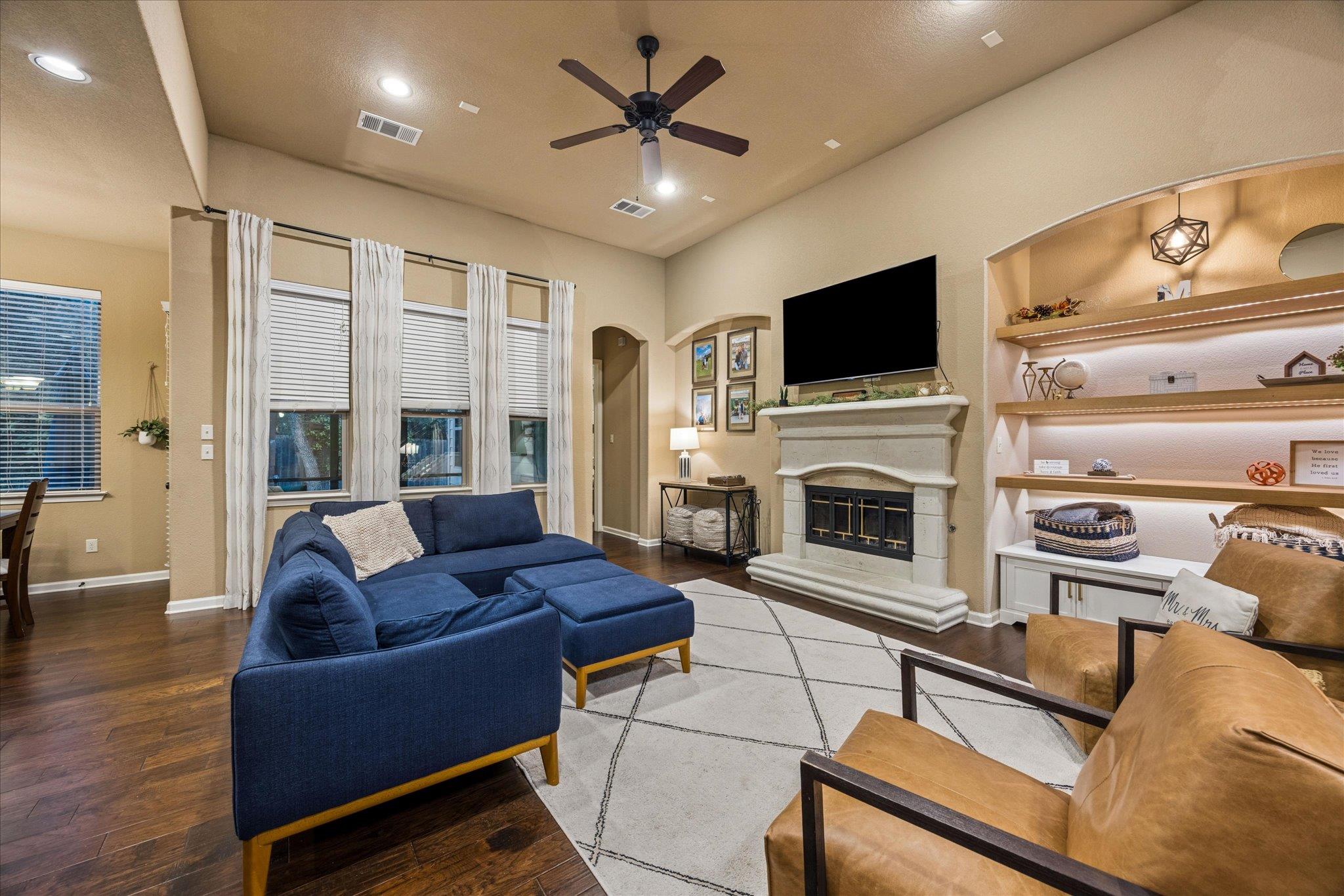 2307 Parksville Way, Cedar Park, TX 78613