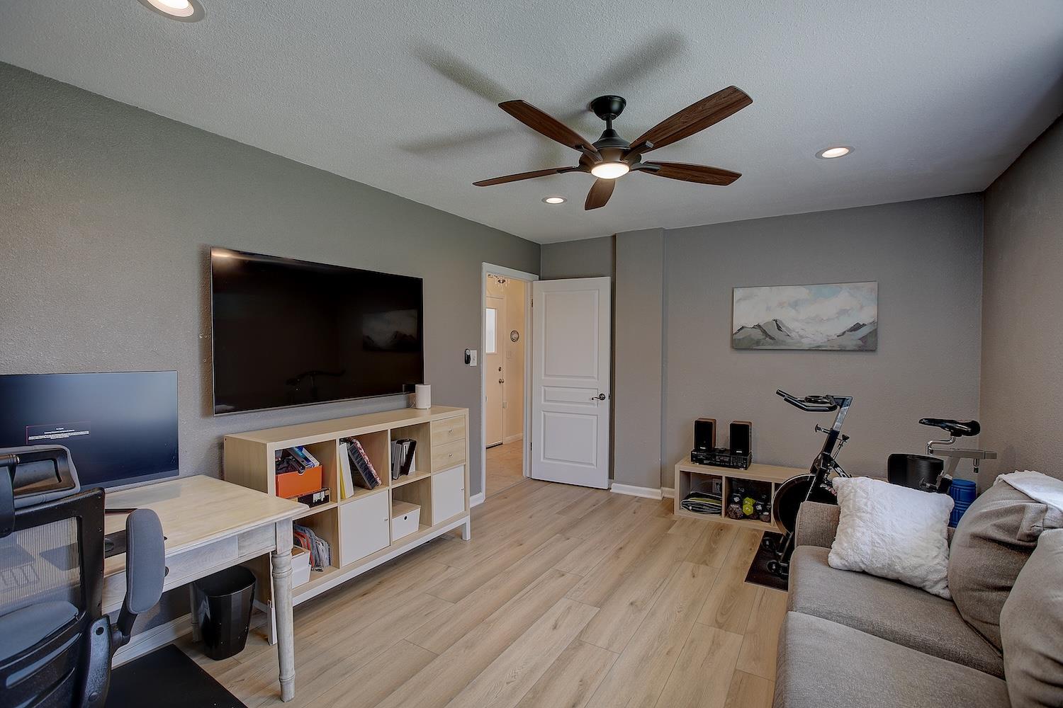 1902 E 18th St, Georgetown, TX 78626