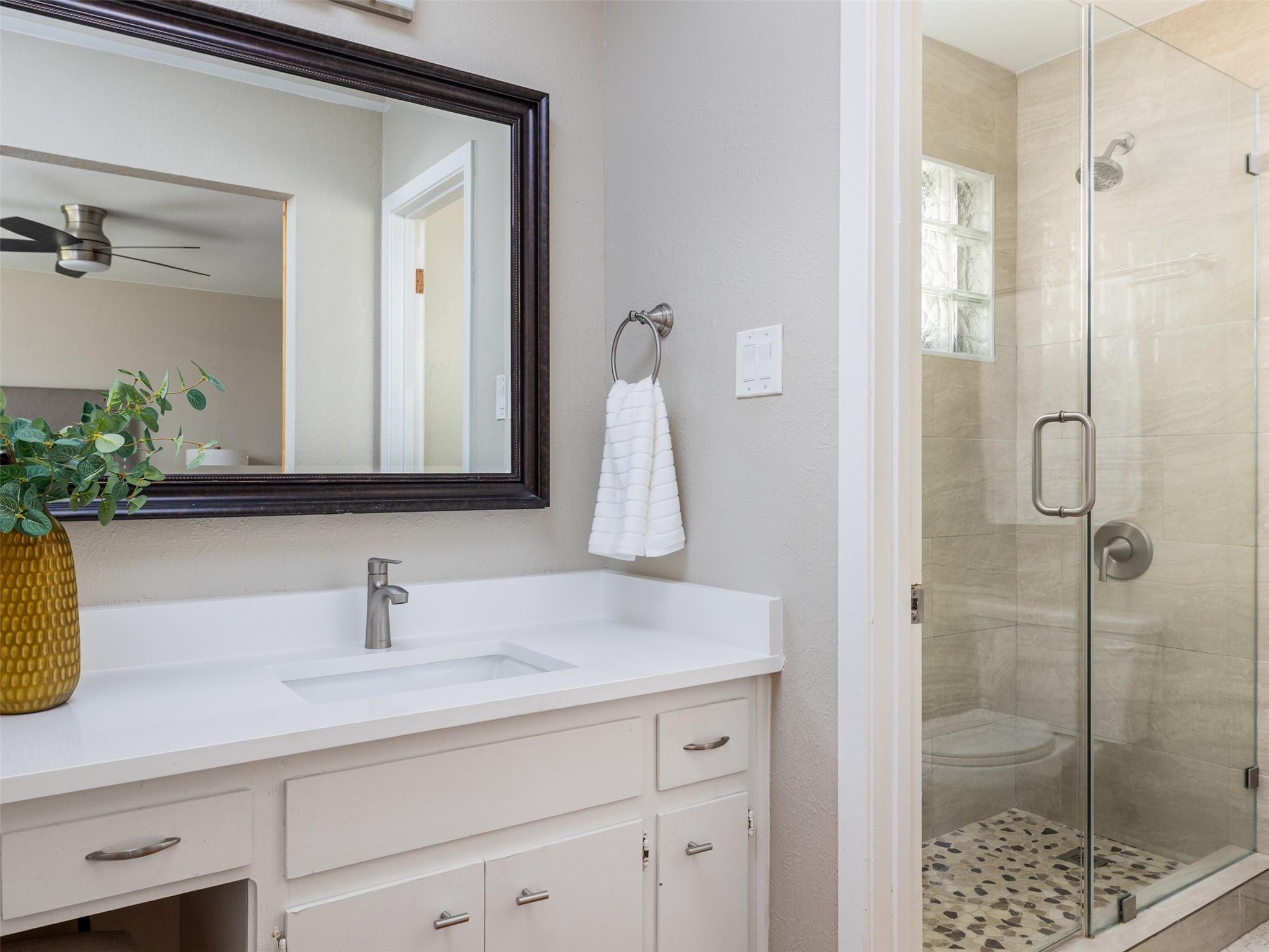 8402 Alabama Dr, Austin, TX 78745