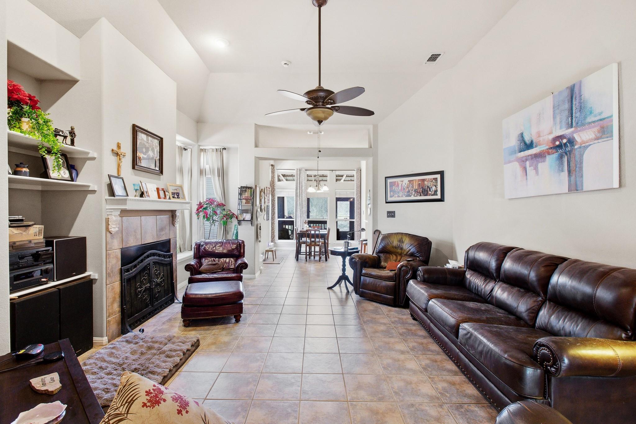 51 Long Bow Ln, Wimberley, TX 78676