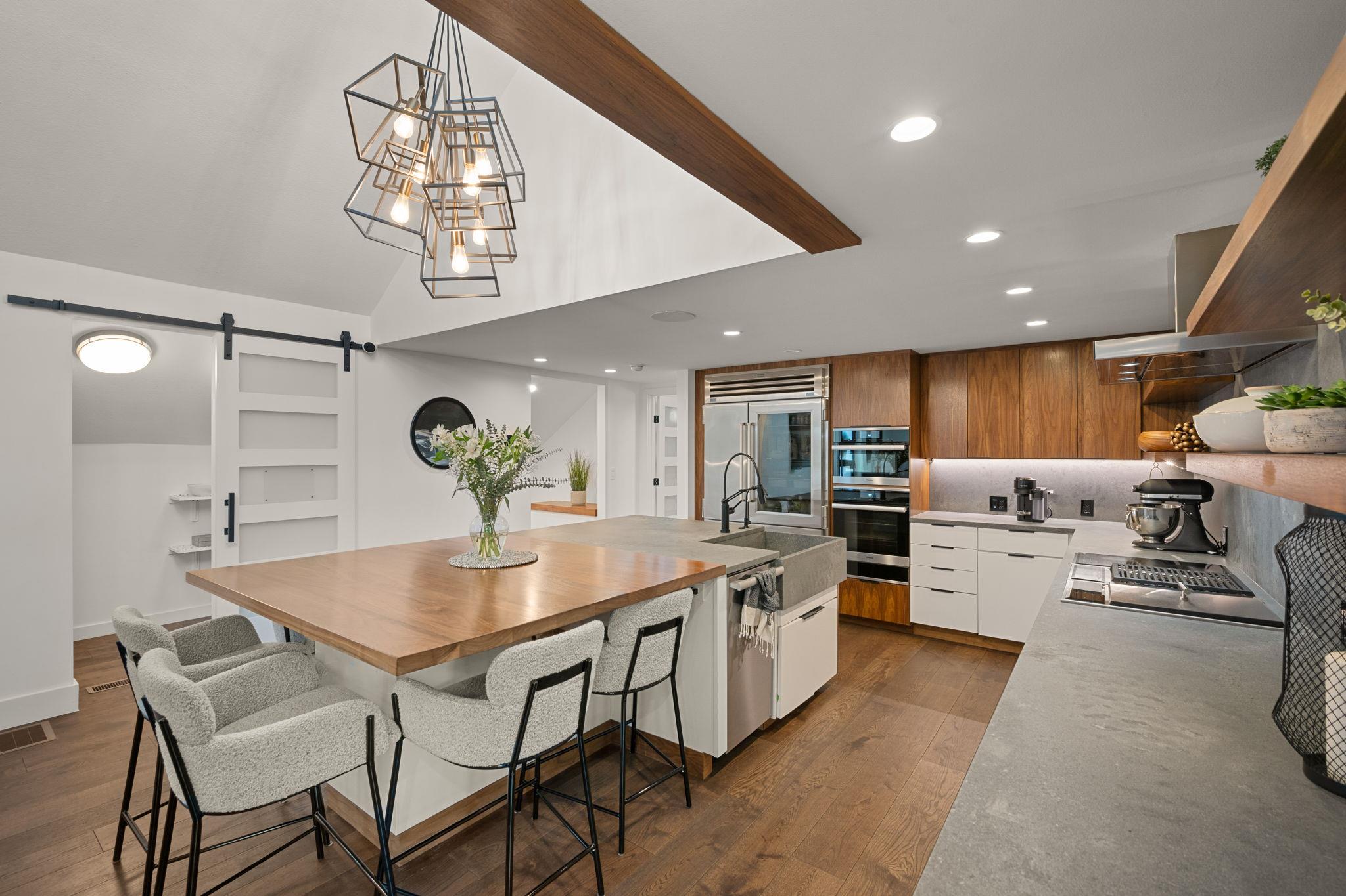 5804 Highland Pass, Austin, TX 78731