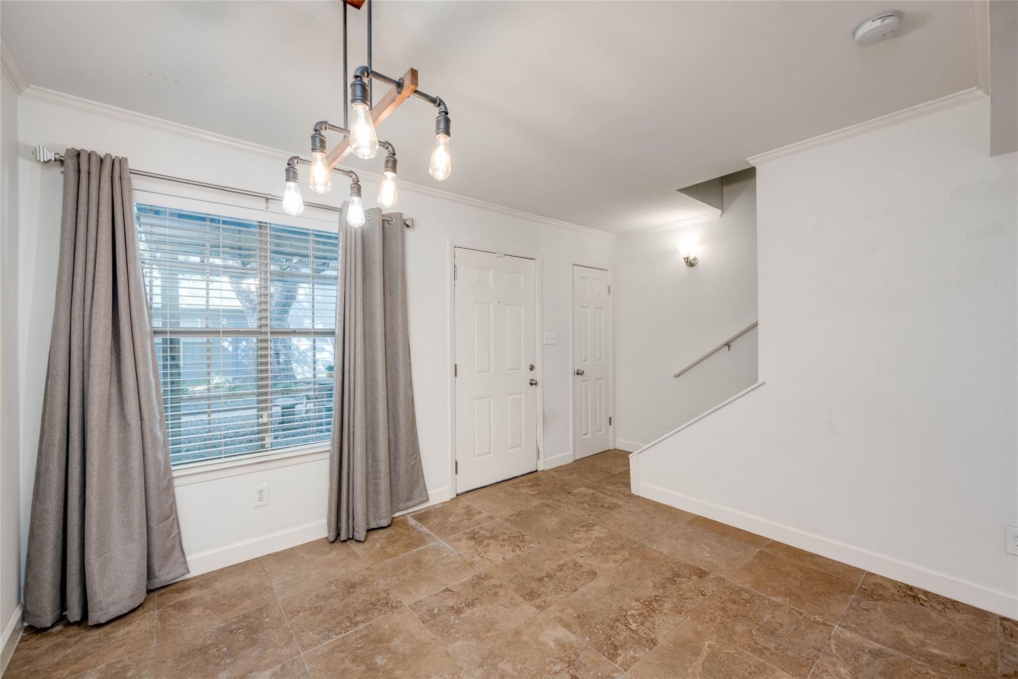 2101 Polaris Ave # 8, Austin, TX 78757