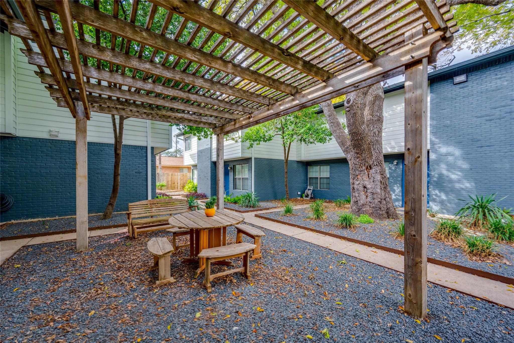 2101 Polaris Ave # 8, Austin, TX 78757