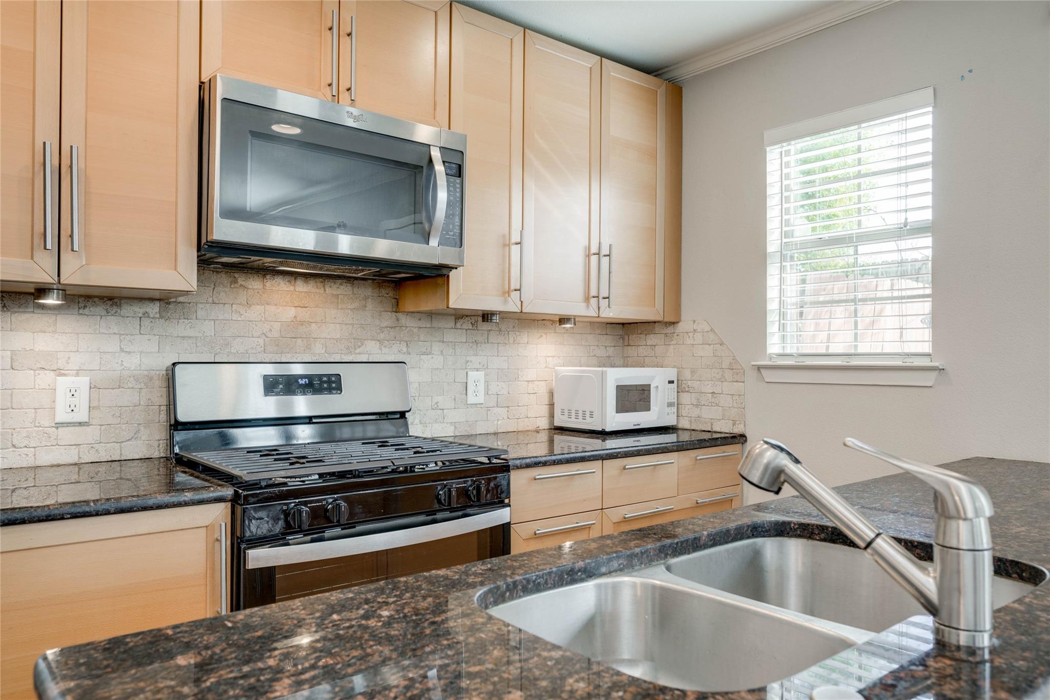 2101 Polaris Ave # 8, Austin, TX 78757