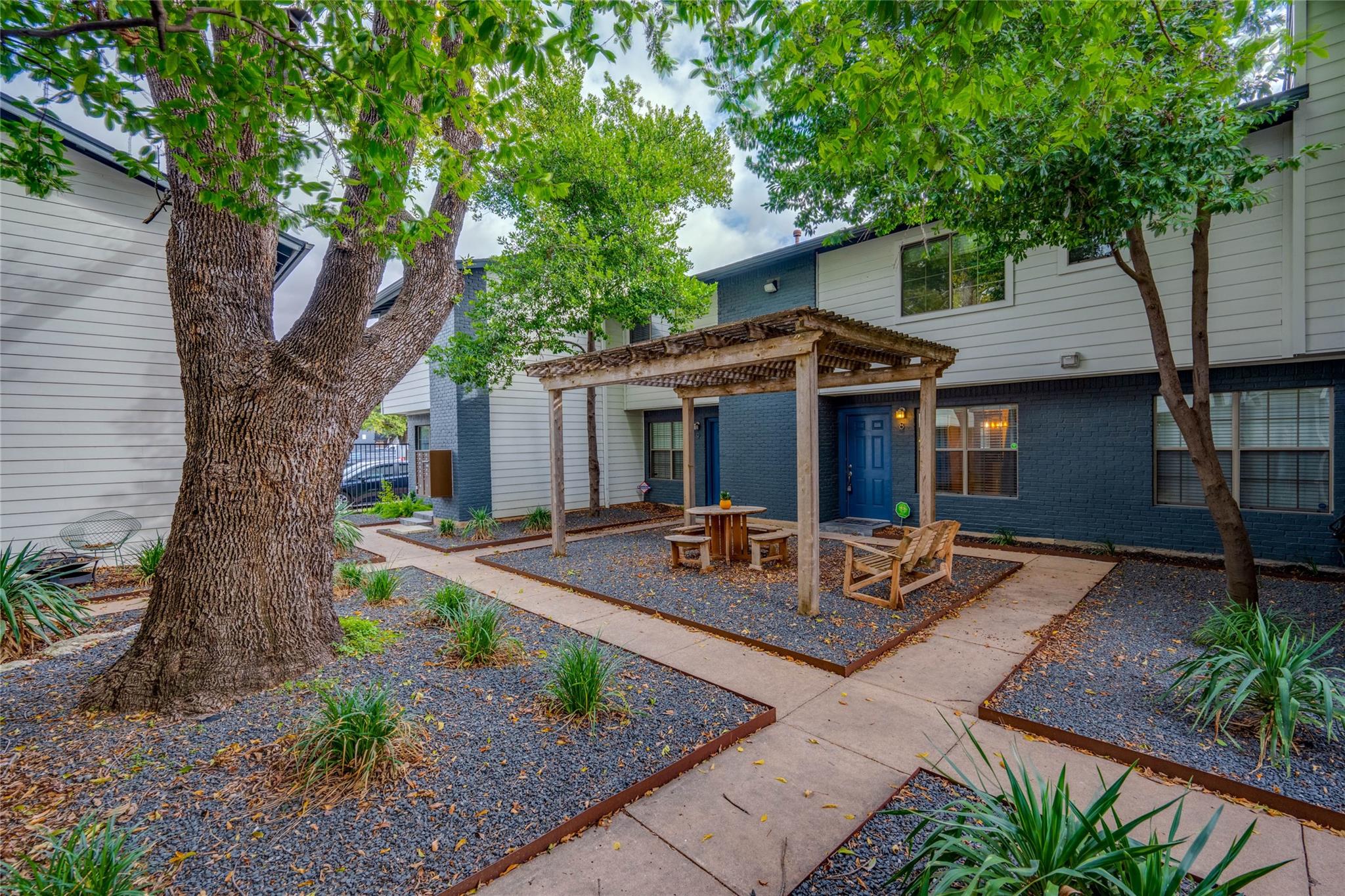 2101 Polaris Ave # 8, Austin, TX 78757