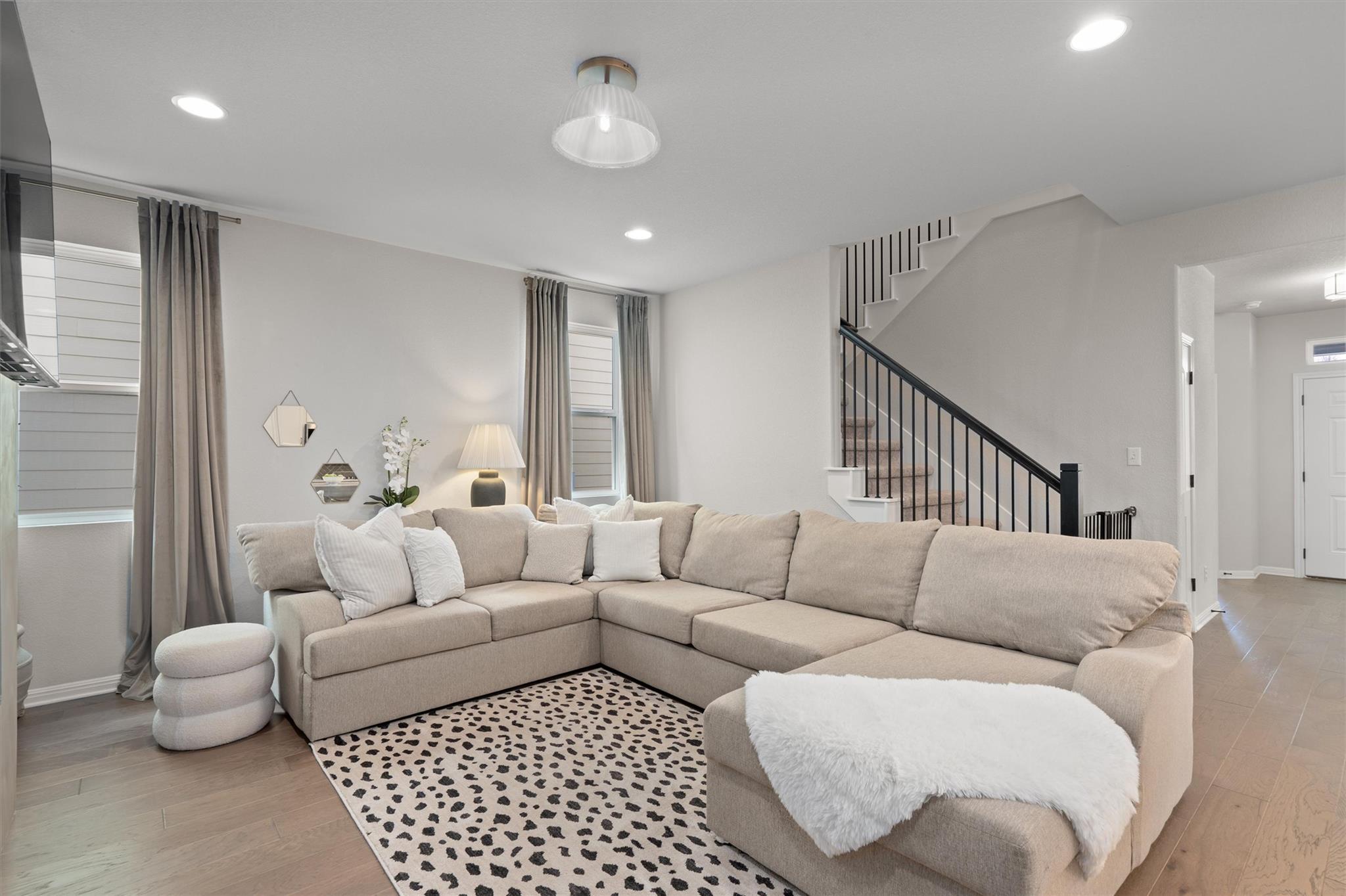 1940 Blue River Dr, Leander, TX 78641