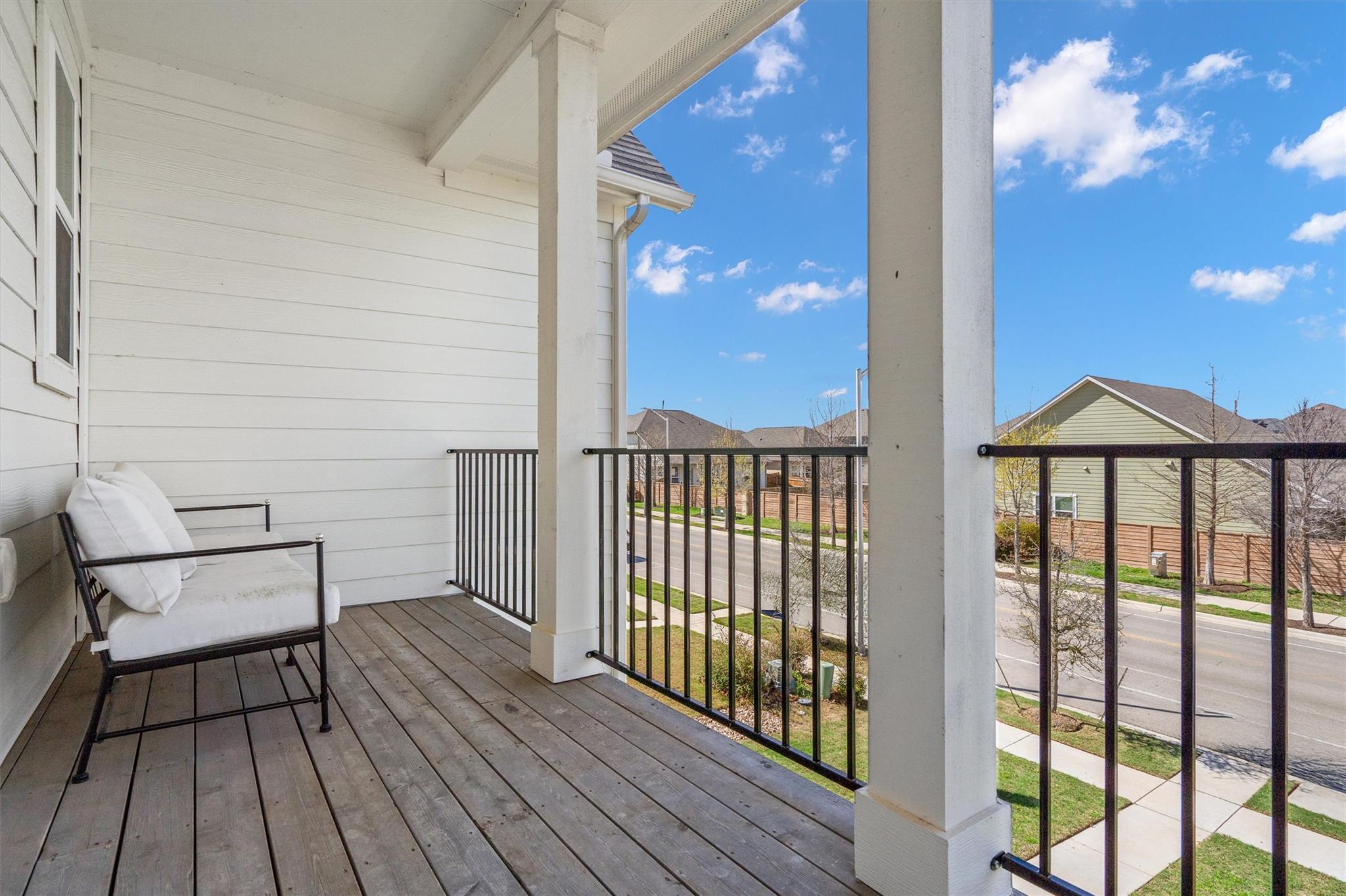 1940 Blue River Dr, Leander, TX 78641