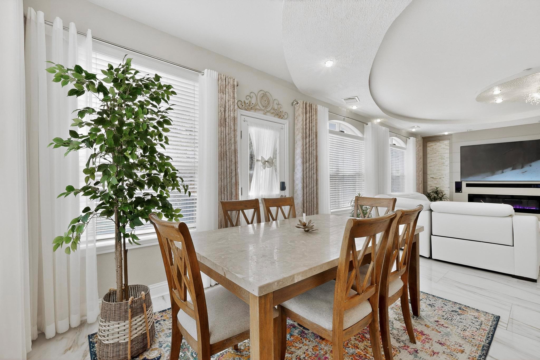 301 S Lynnwood Trl, Cedar Park, TX 78613