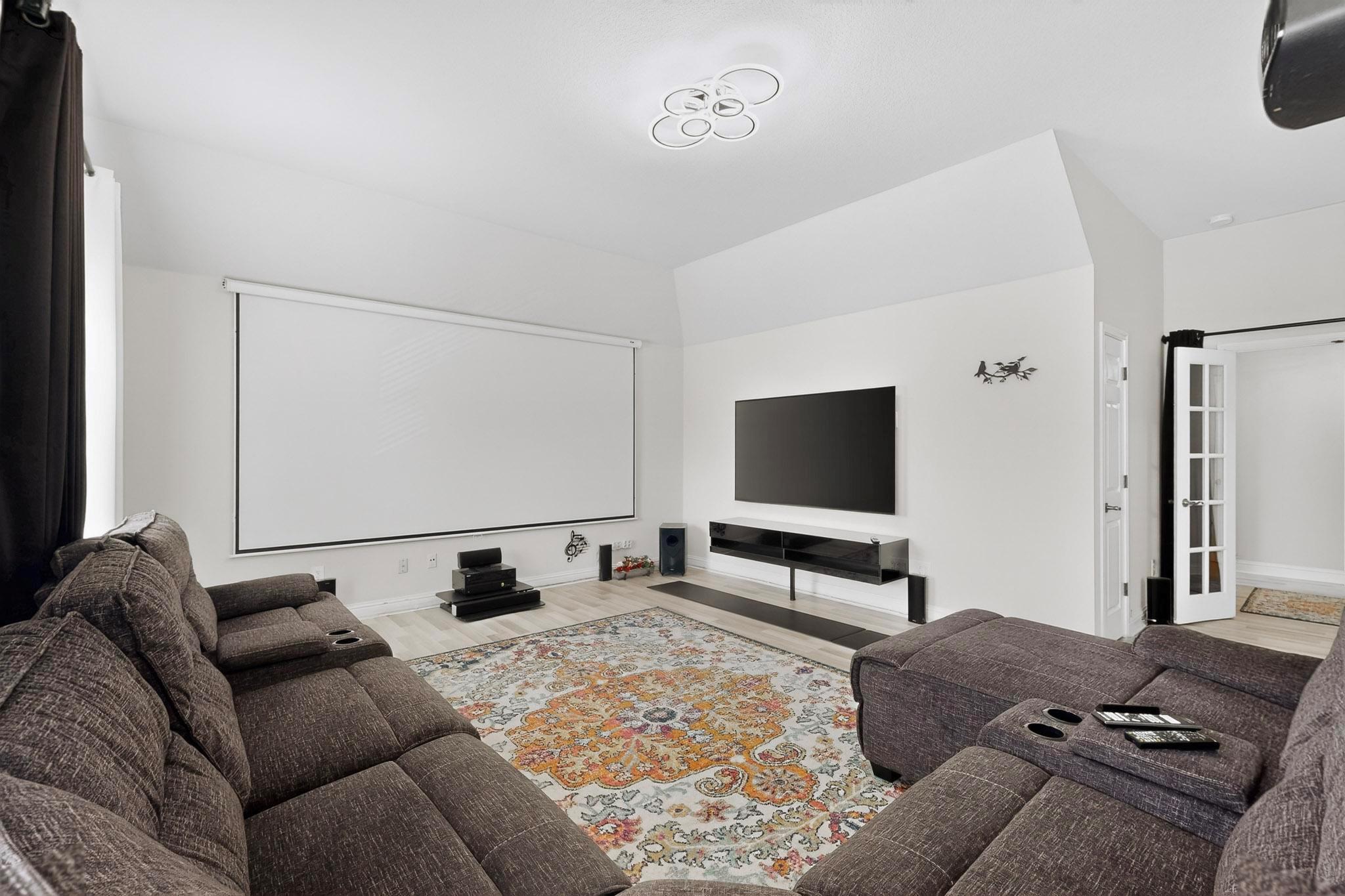 301 S Lynnwood Trl, Cedar Park, TX 78613