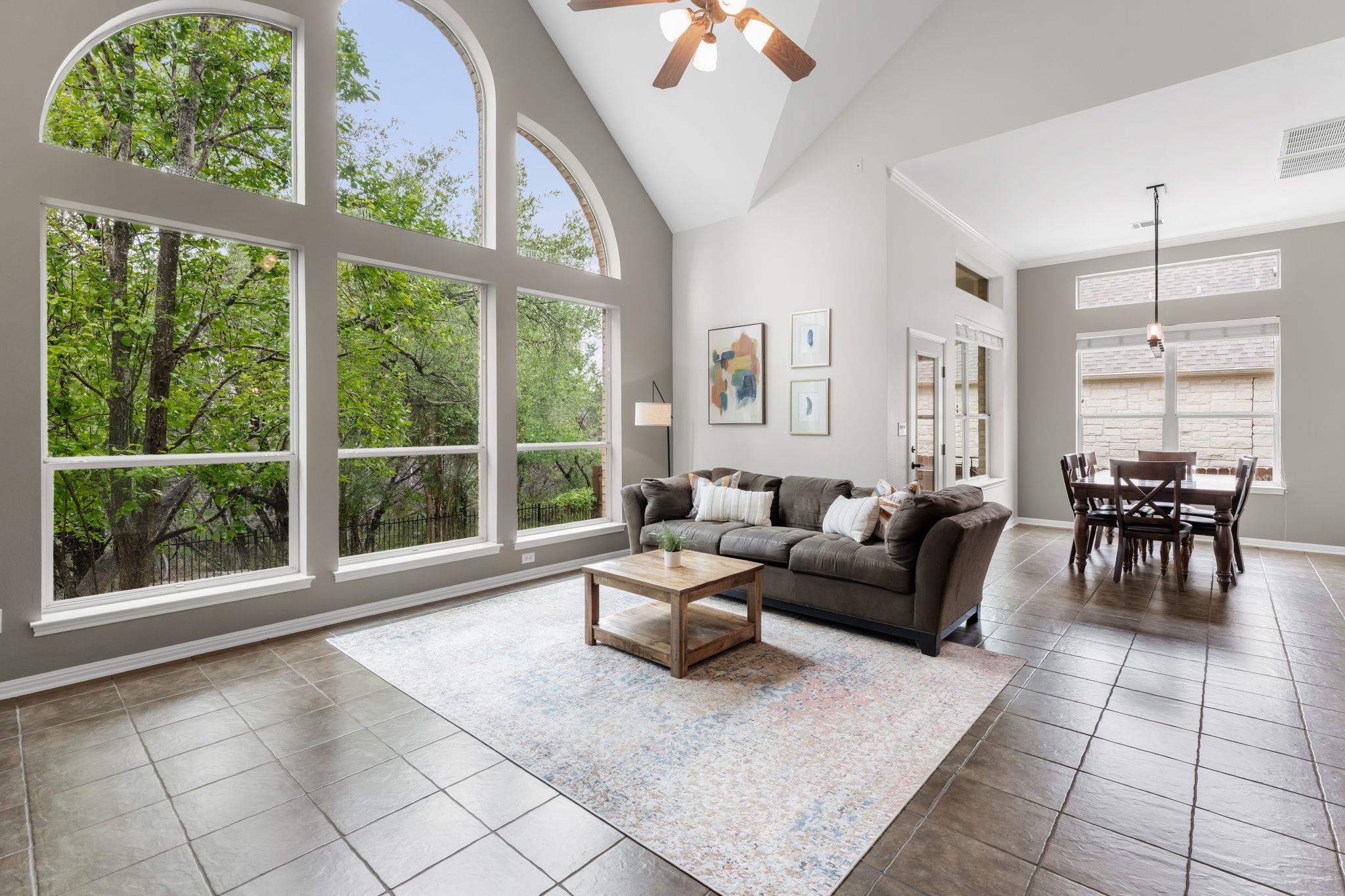 2508 Lipizzan Dr, Austin, TX 78732