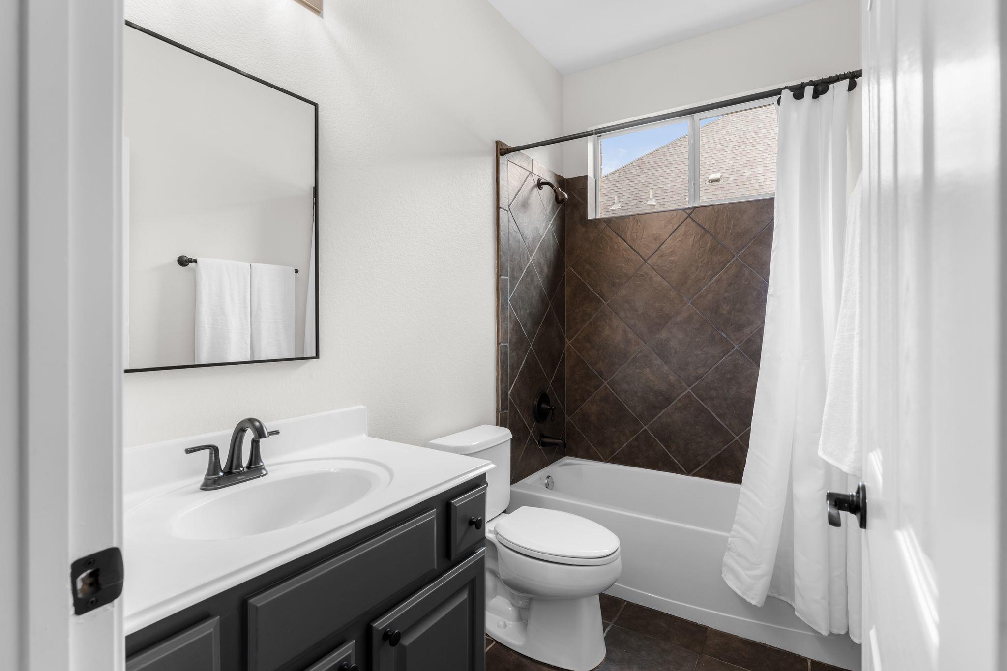 2508 Lipizzan Dr, Austin, TX 78732