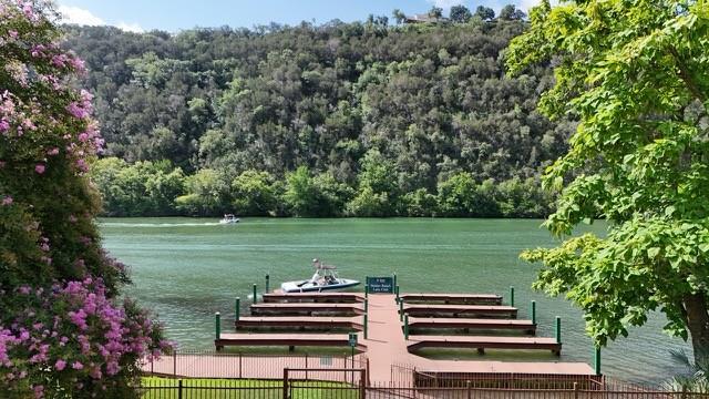 2508 Lipizzan Dr, Austin, TX 78732