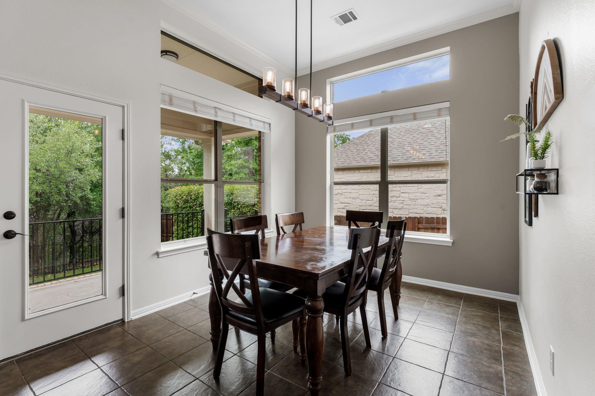 2508 Lipizzan Dr, Austin, TX 78732