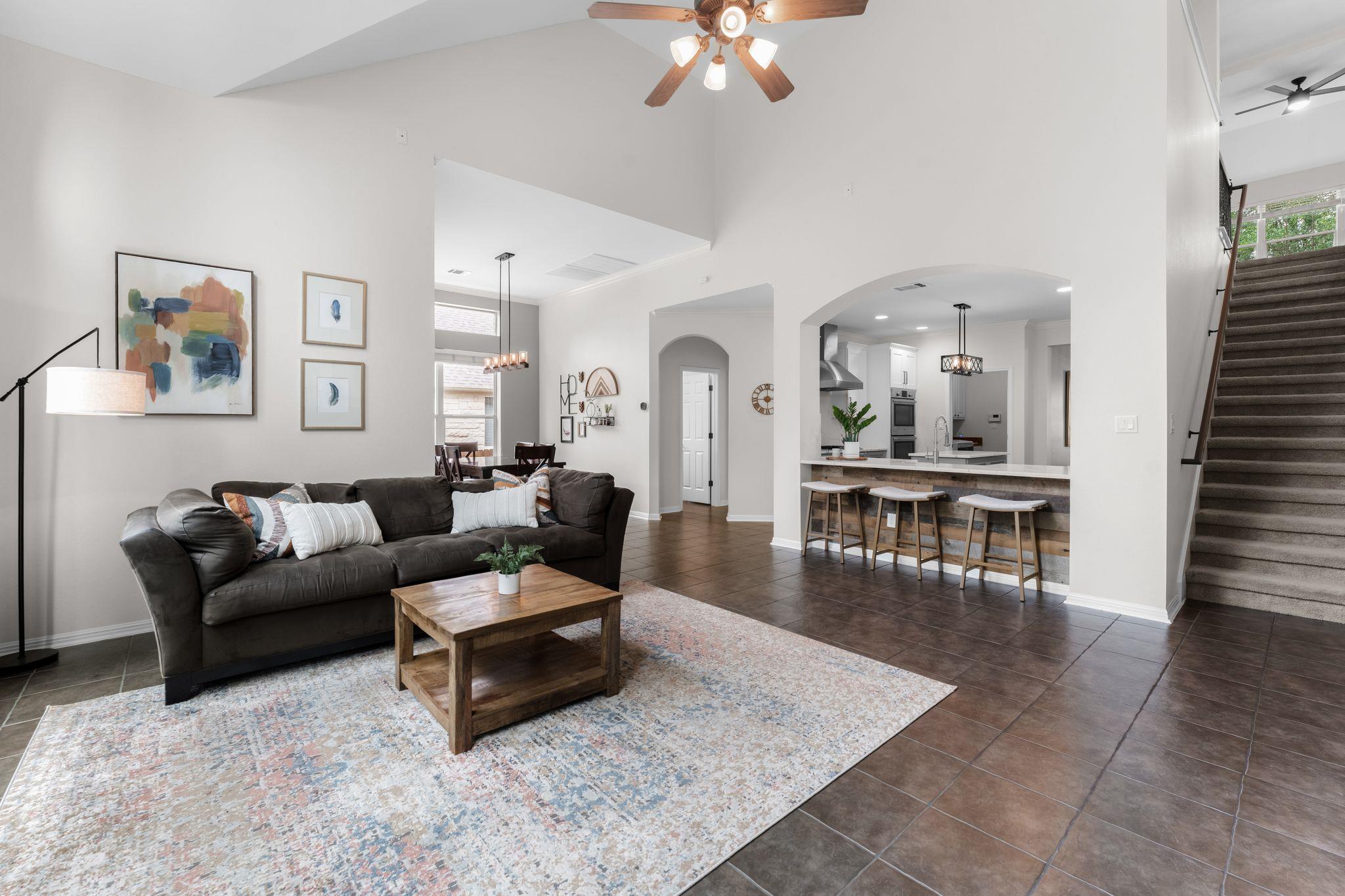 2508 Lipizzan Dr, Austin, TX 78732