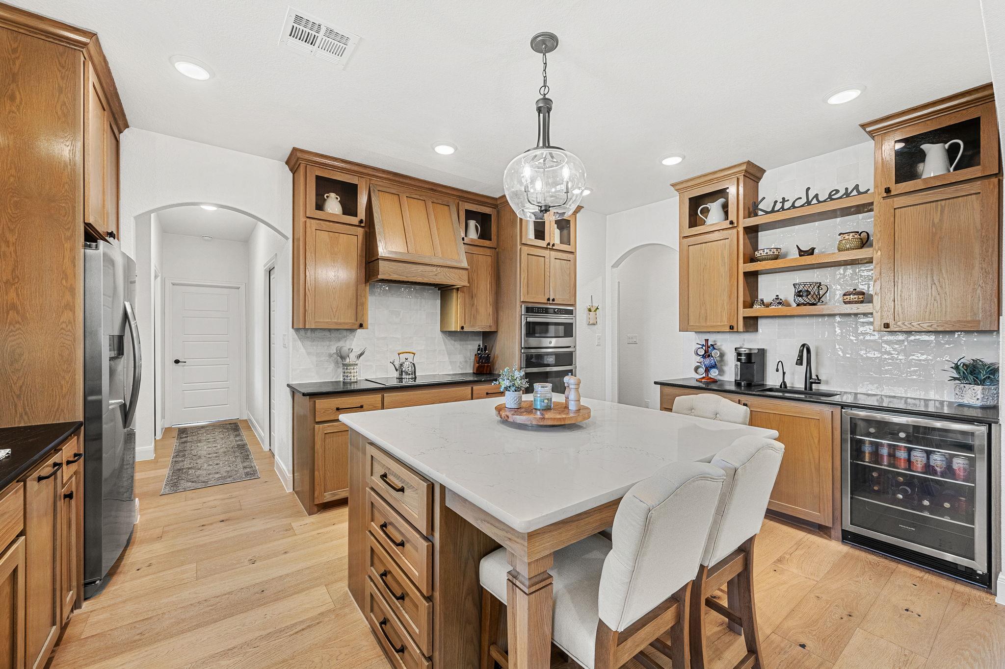 1110 Northcross Dr, Salado, TX 76571