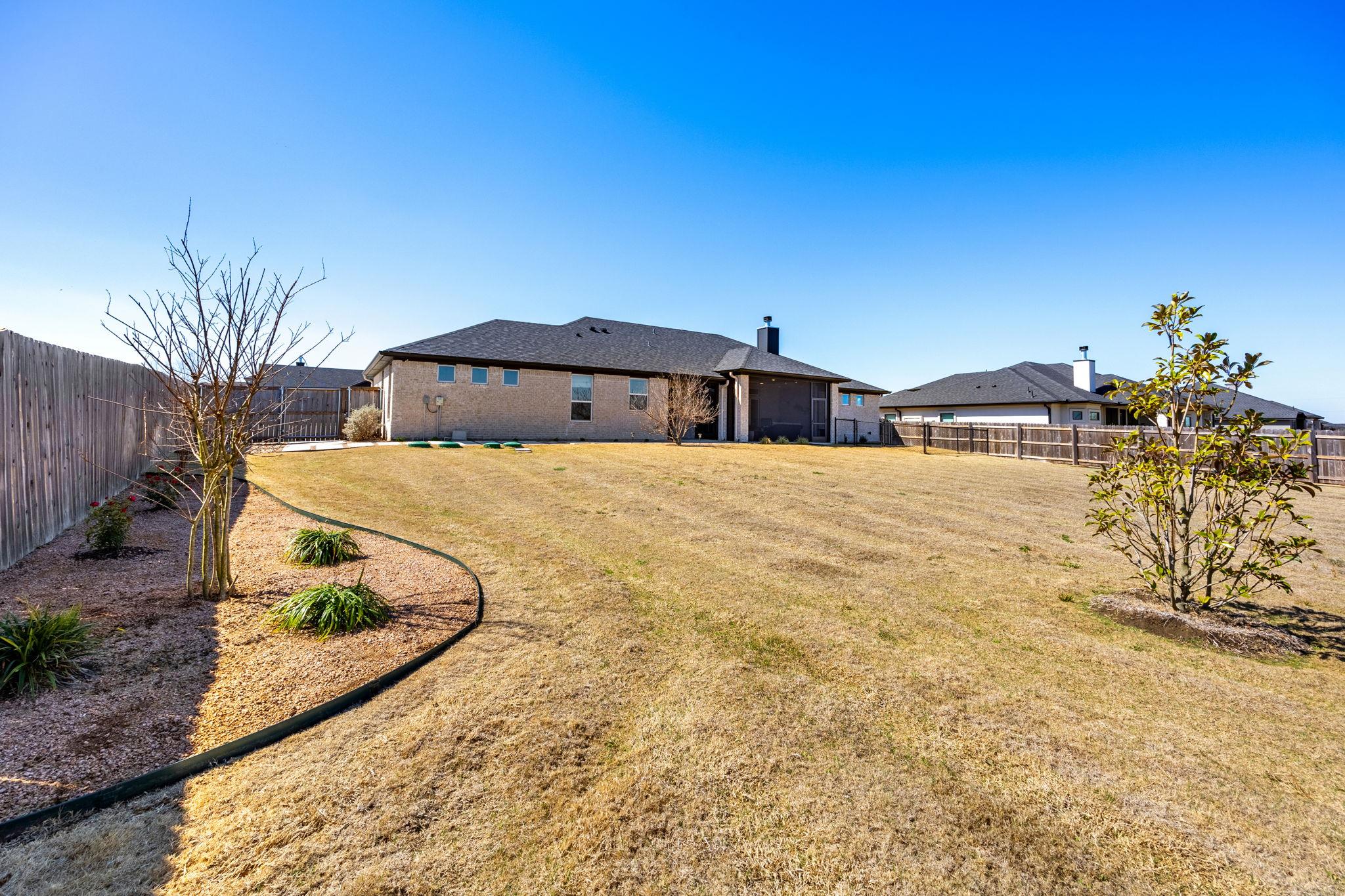 1110 Northcross Dr, Salado, TX 76571