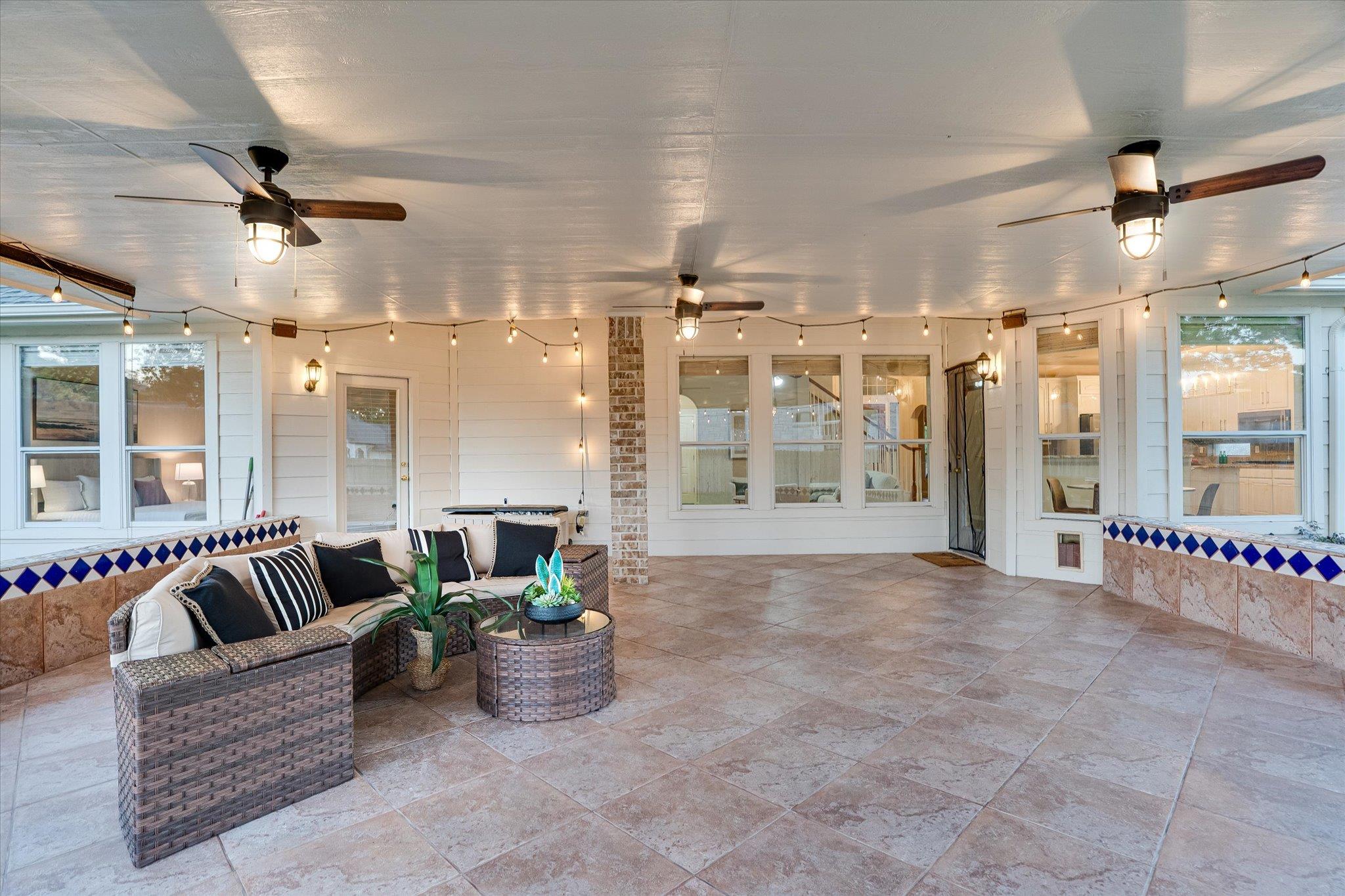 16601 Cordillera Dr, Round Rock, TX 78681