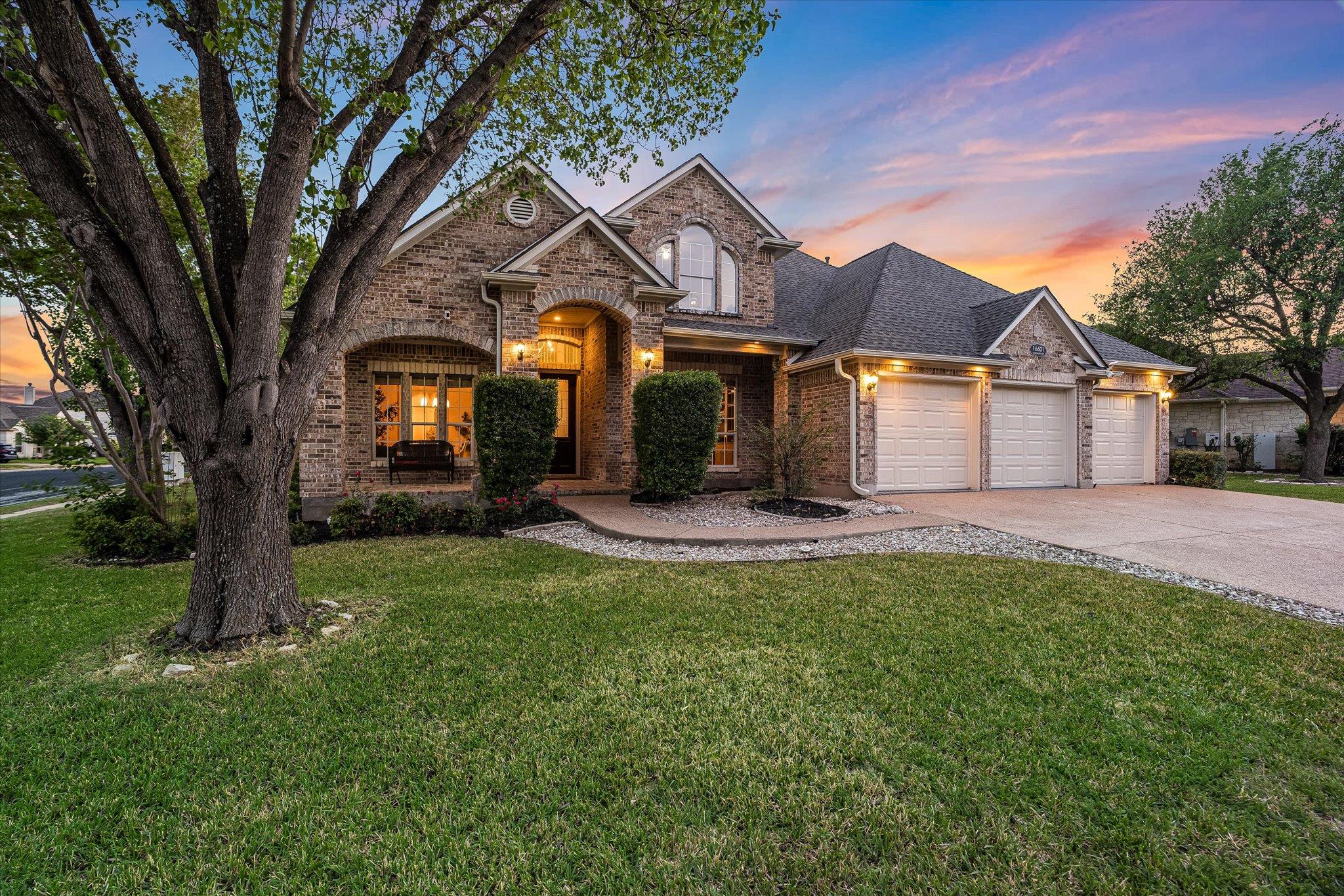 16601 Cordillera Dr, Round Rock, TX 78681