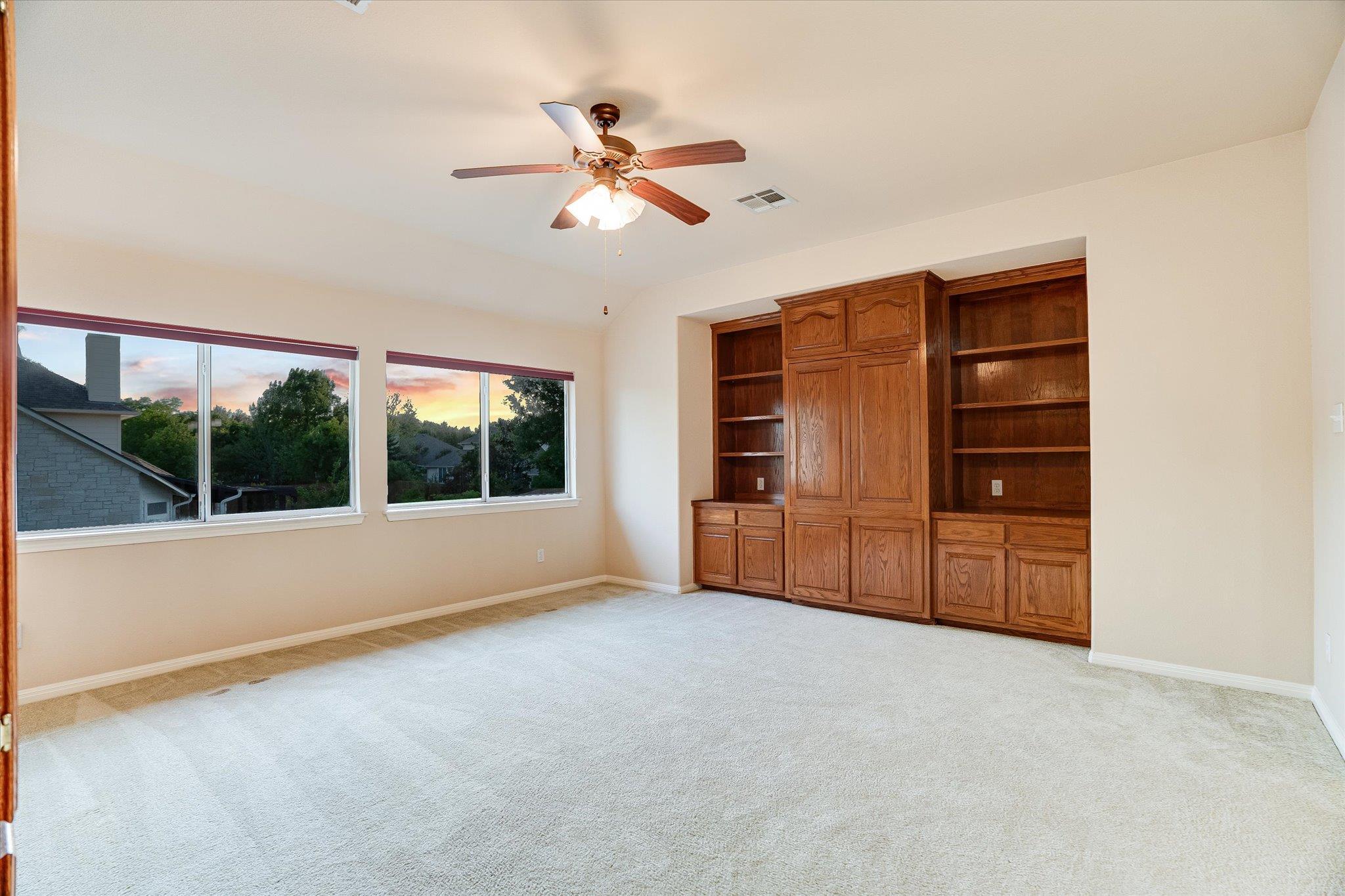 16601 Cordillera Dr, Round Rock, TX 78681