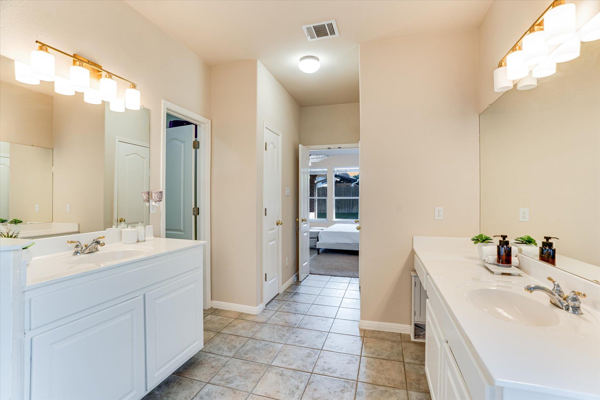 16601 Cordillera Dr, Round Rock, TX 78681