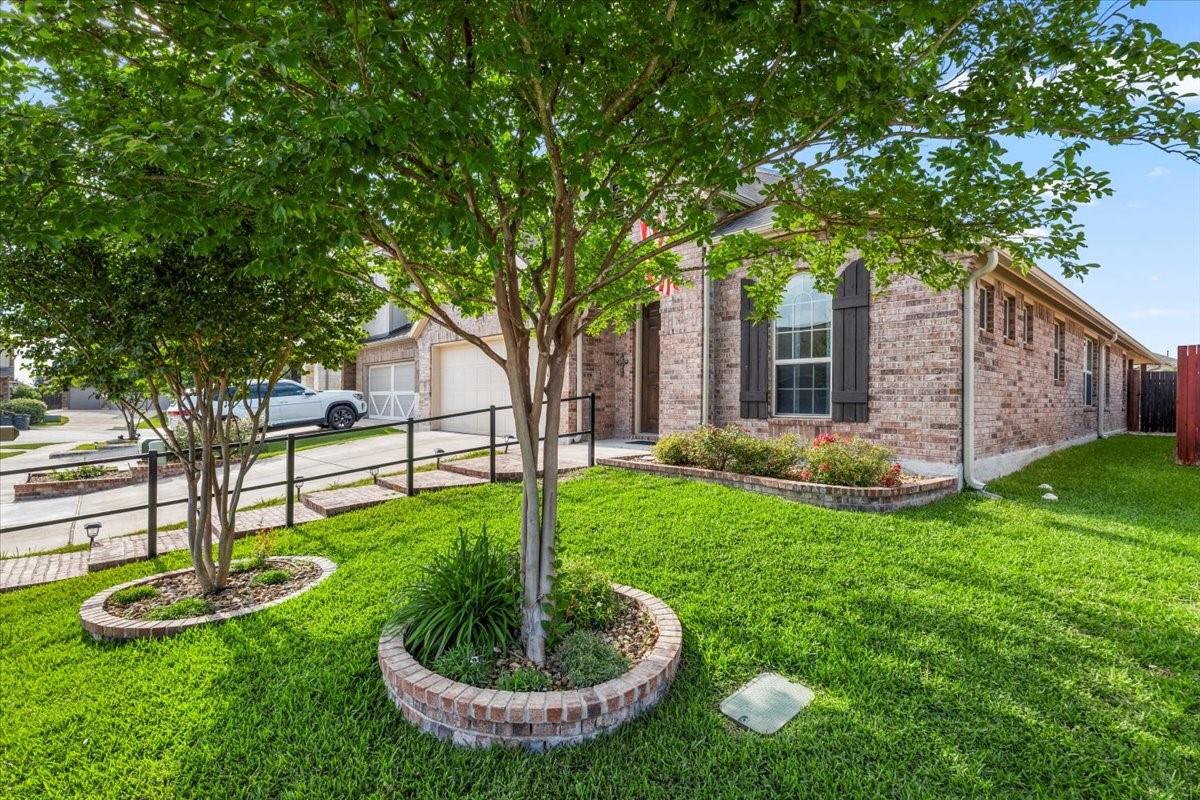 221 Joseph DR Joseph Dr, Buda, TX 78610
