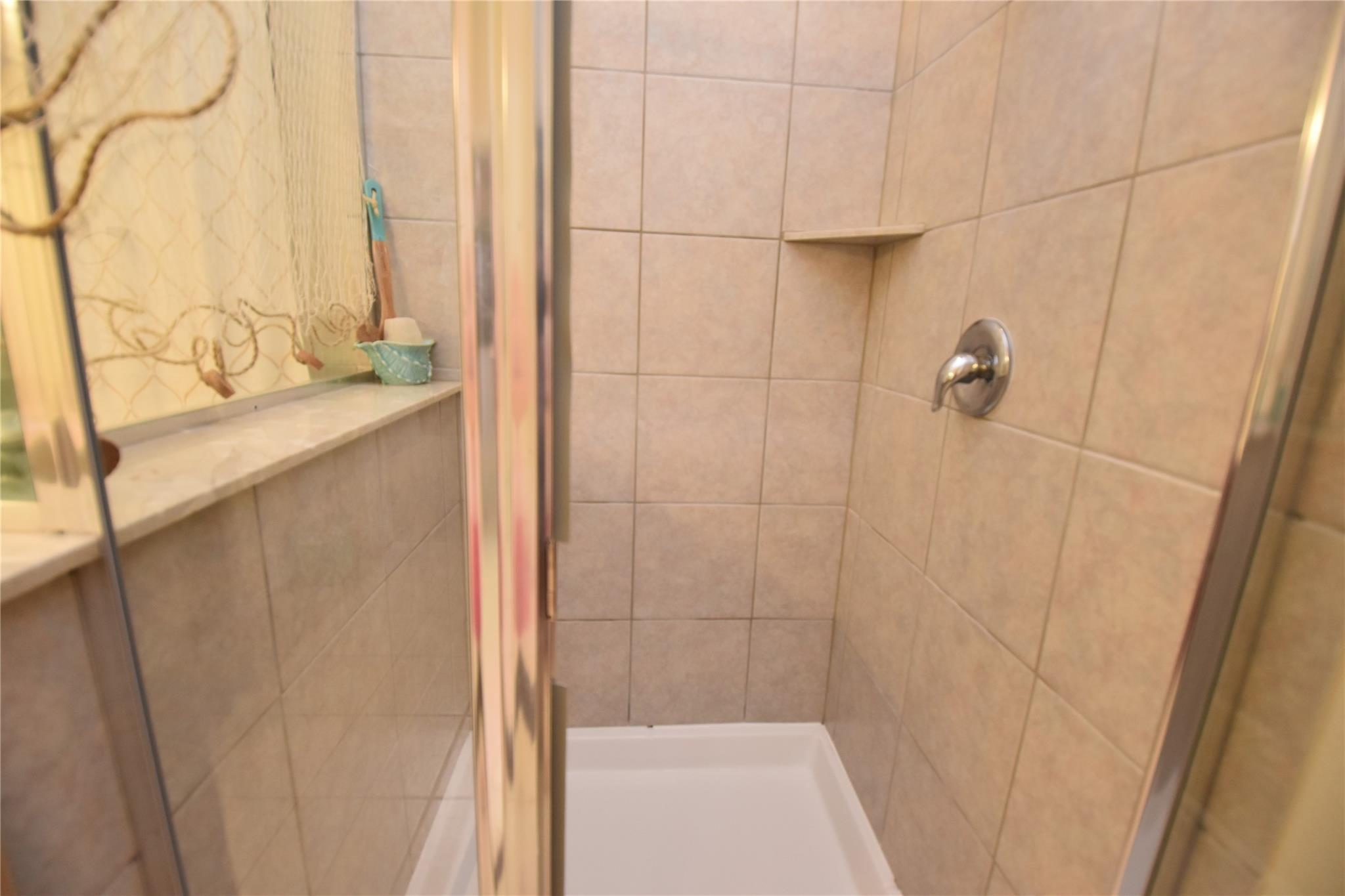 221 Joseph DR Joseph Dr, Buda, TX 78610