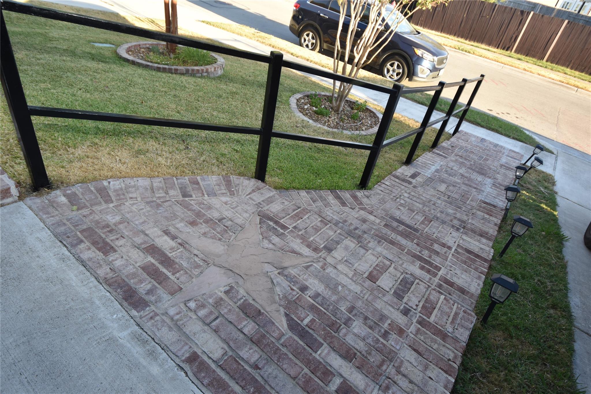 221 Joseph DR Joseph Dr, Buda, TX 78610