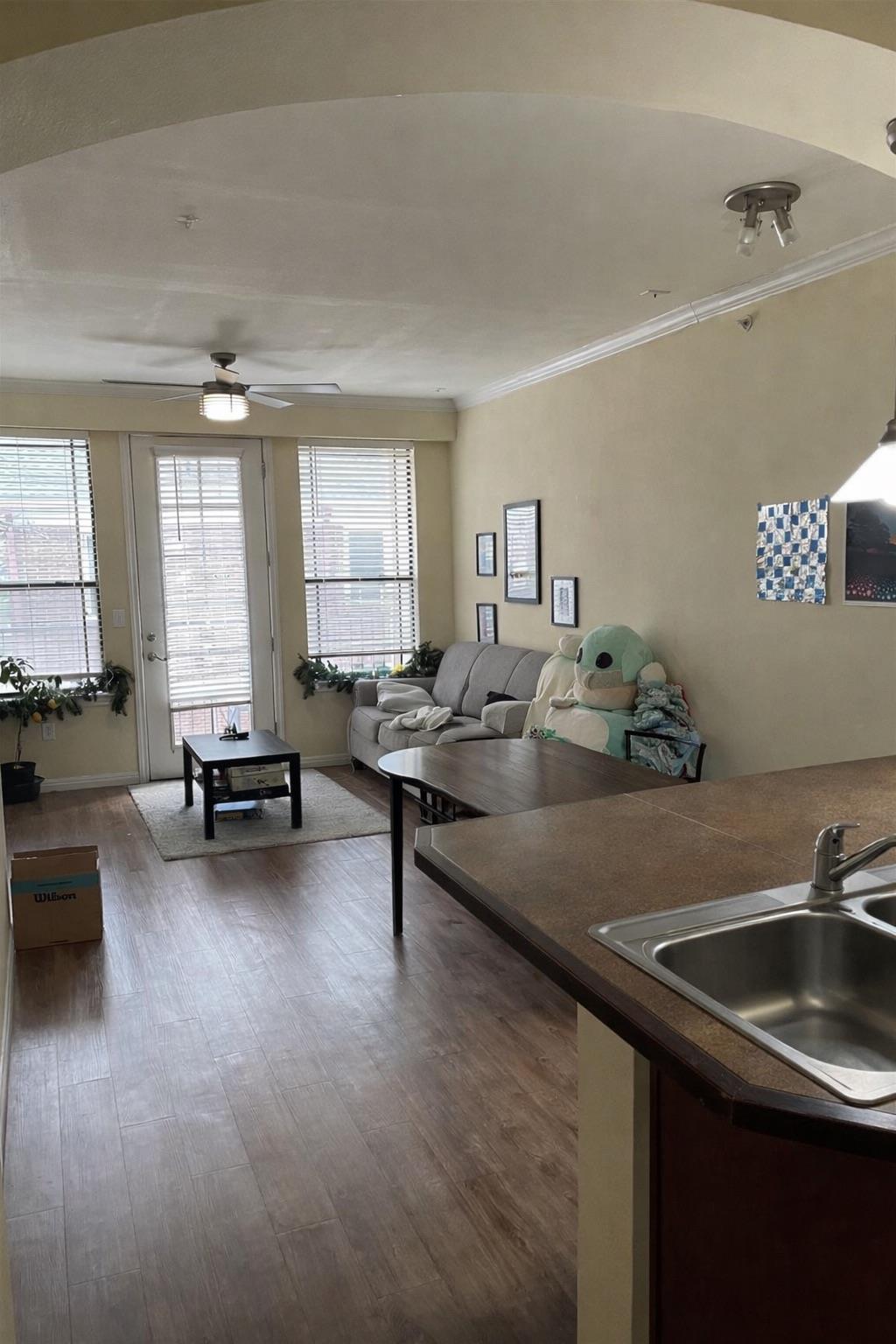 2505 San Gabriel St # 211, Austin, TX 78705