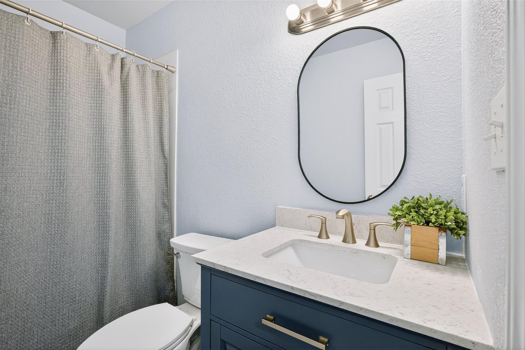 9201 Ovalla Dr, Austin, TX 78749